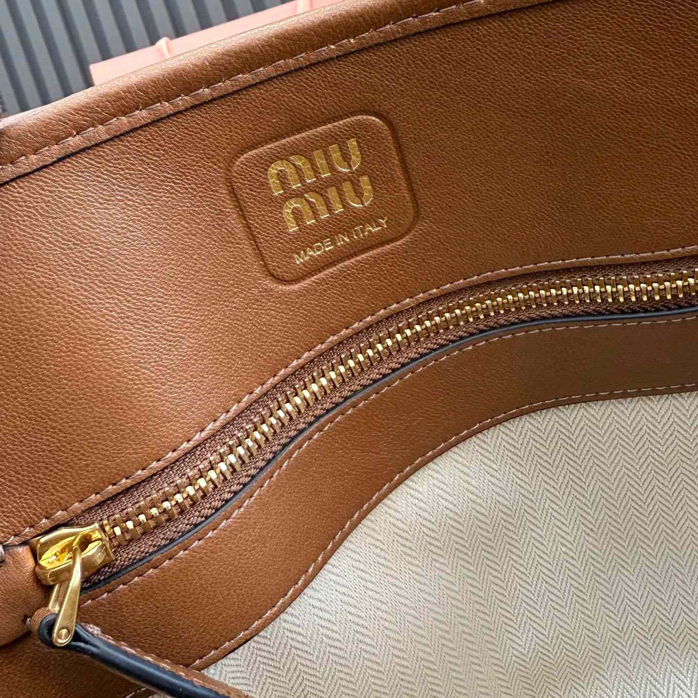 Miu Miu Aventure Nappa Leather Bag 5BA292 - DesignerGu