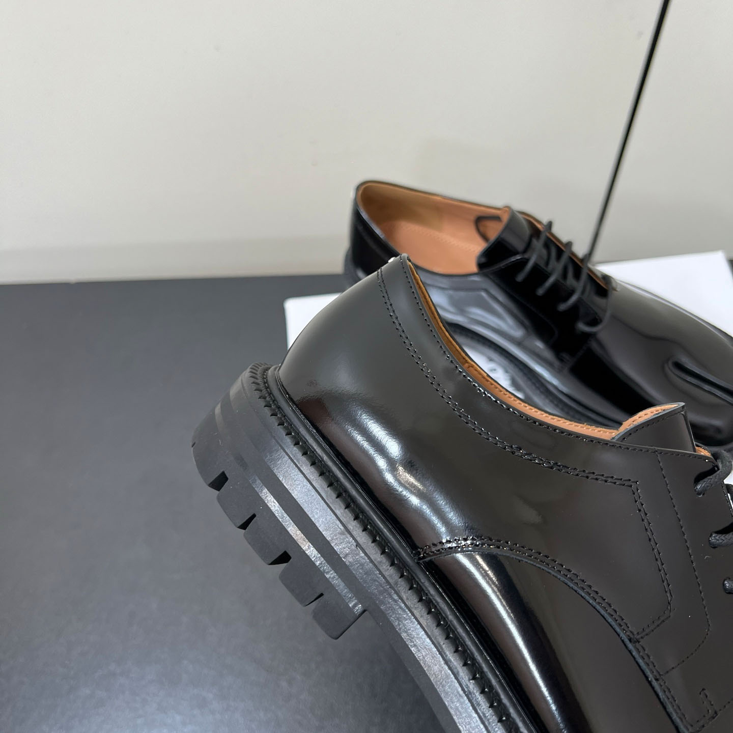 Maison Margiela Tabi Lace-Ups - DesignerGu