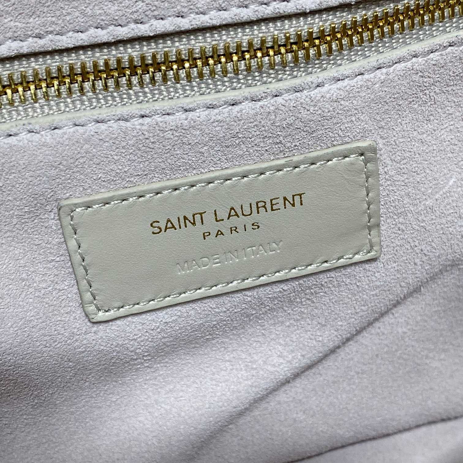 Saint Laurent Le 5 À 7 Hobo Bag 'Crema Soft' - DesignerGu
