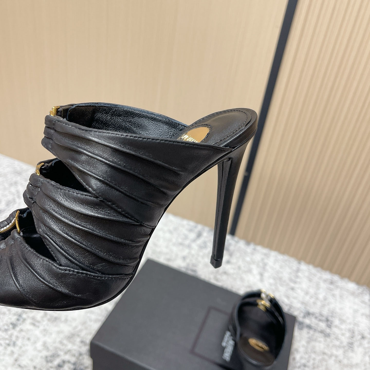 Saint Laurent EMILIE Mules In Satin Crepe - DesignerGu