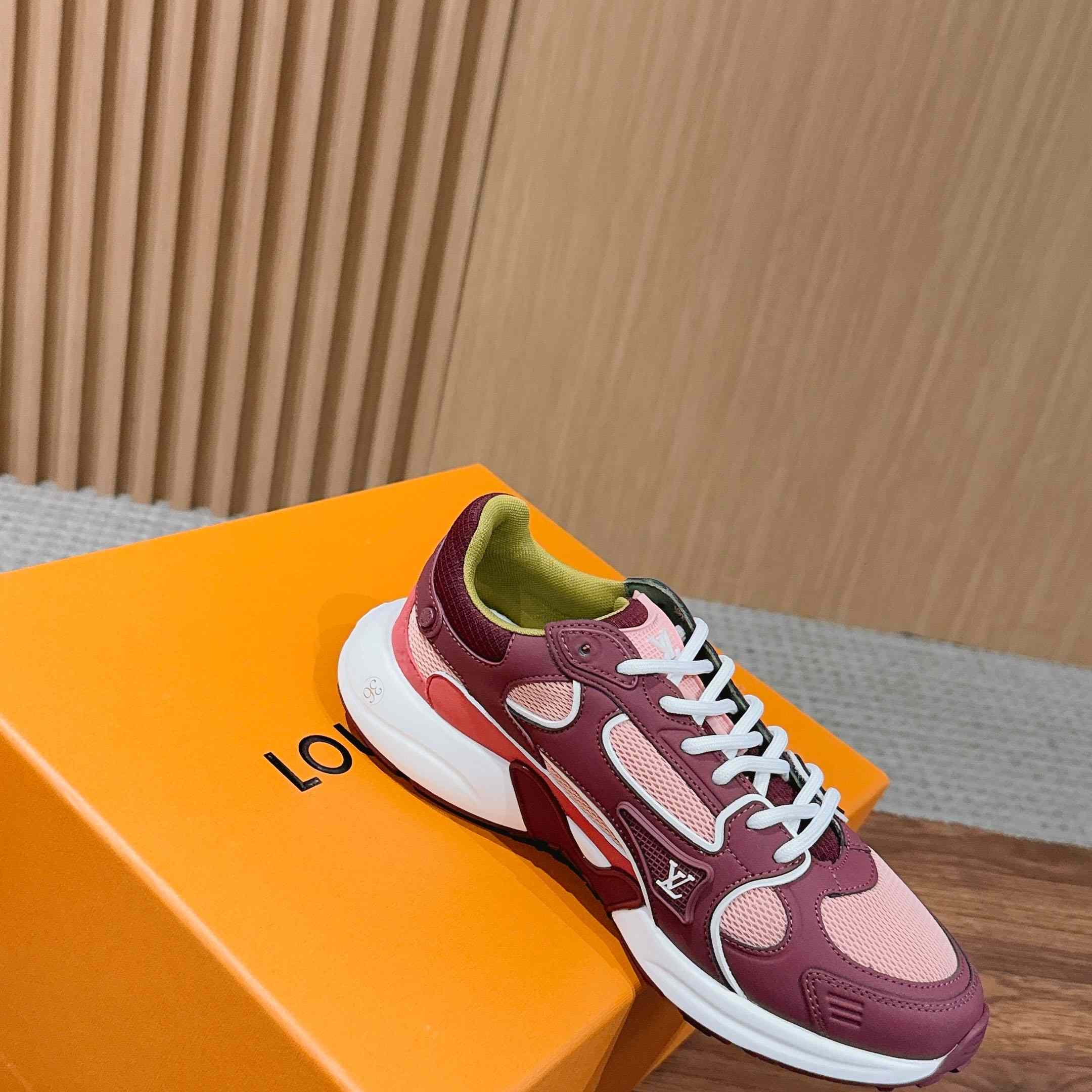 Louis Vuitton LV Olympia Sneaker 1AIVR7 - DesignerGu