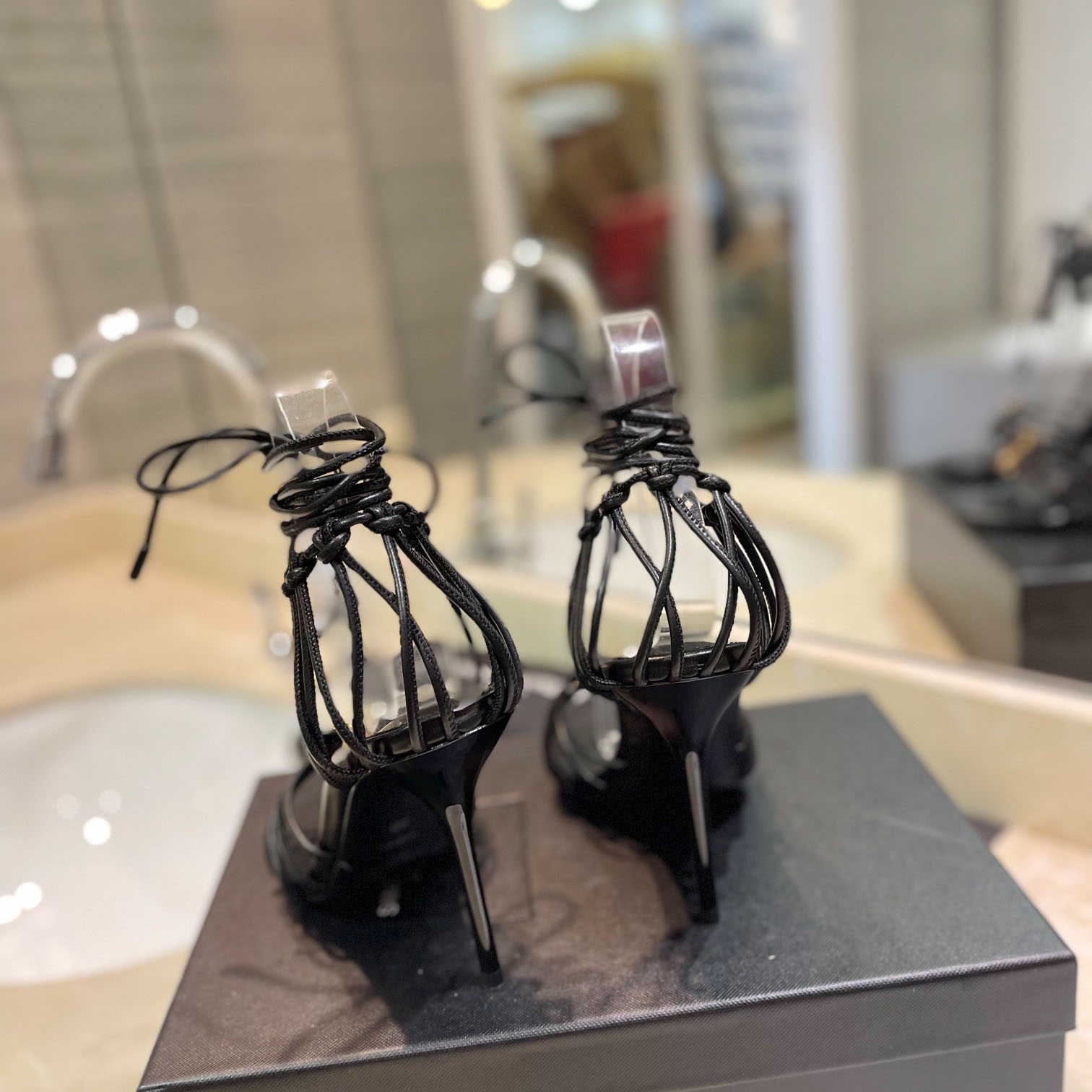 Saint Laurent BABYLONE Sandals In Smooth Leather - DesignerGu