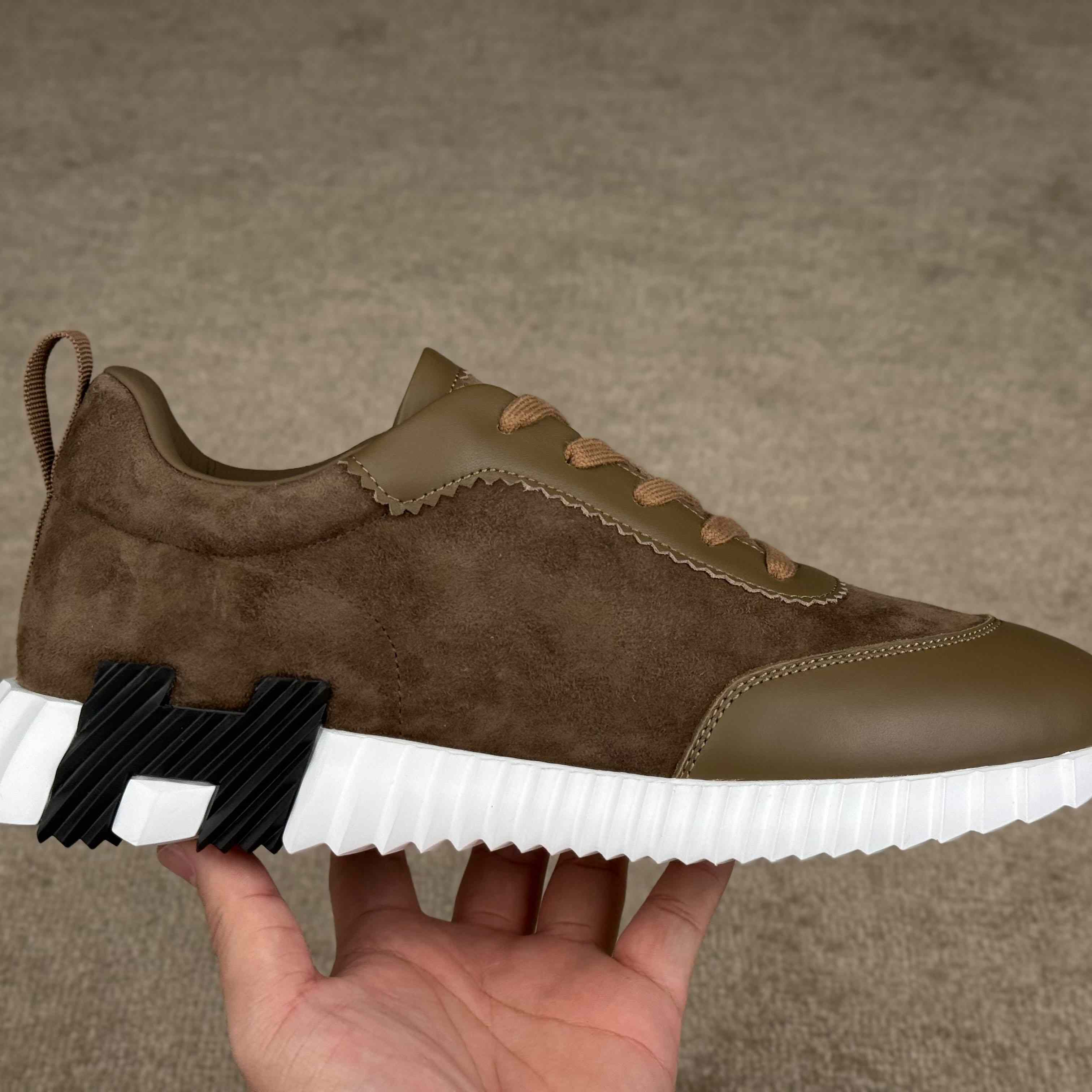 Hermes Bouncing Sneaker - DesignerGu