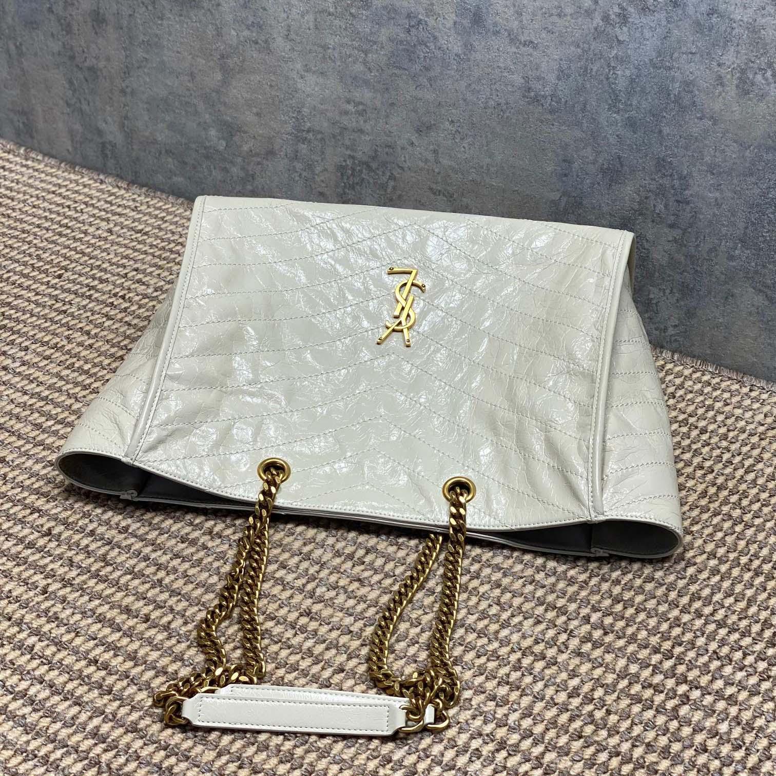 Saint Laurent Nini Shopping In Vintage Leather - DesignerGu