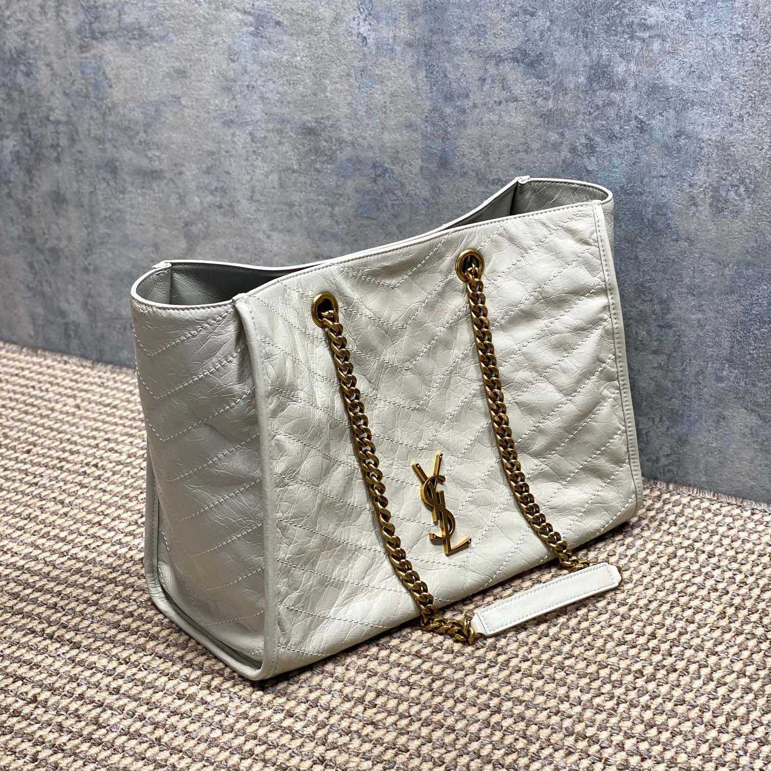 Saint Laurent Nini Shopping In Vintage Leather - DesignerGu