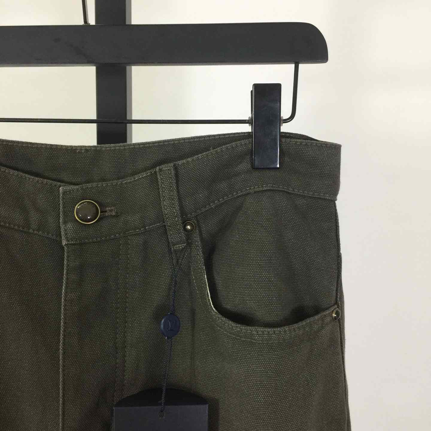 Louis Vuitton Waxed Denim Pants With Signature Turn-Ups   1AJCU6 - DesignerGu