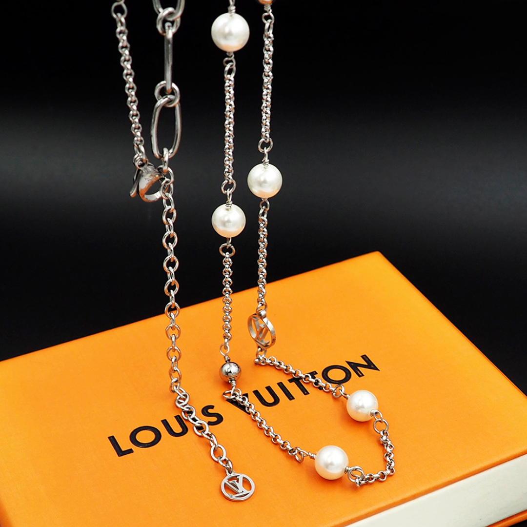 Louis Vuitton LV Mix Chains Necklace   M02516 - DesignerGu