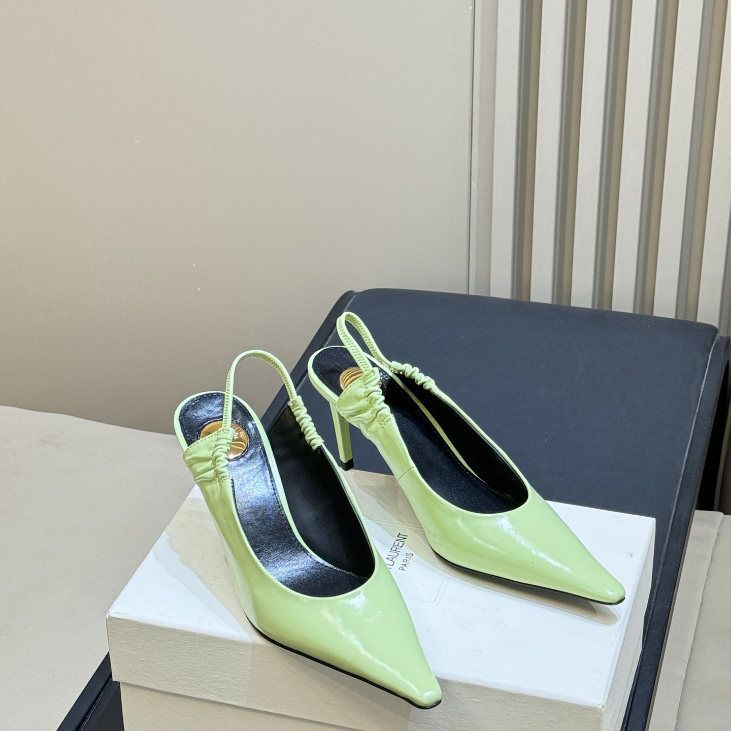 Saint Laurent ANNE-MARIE Slingback Pumps In Smooth Leather - DesignerGu