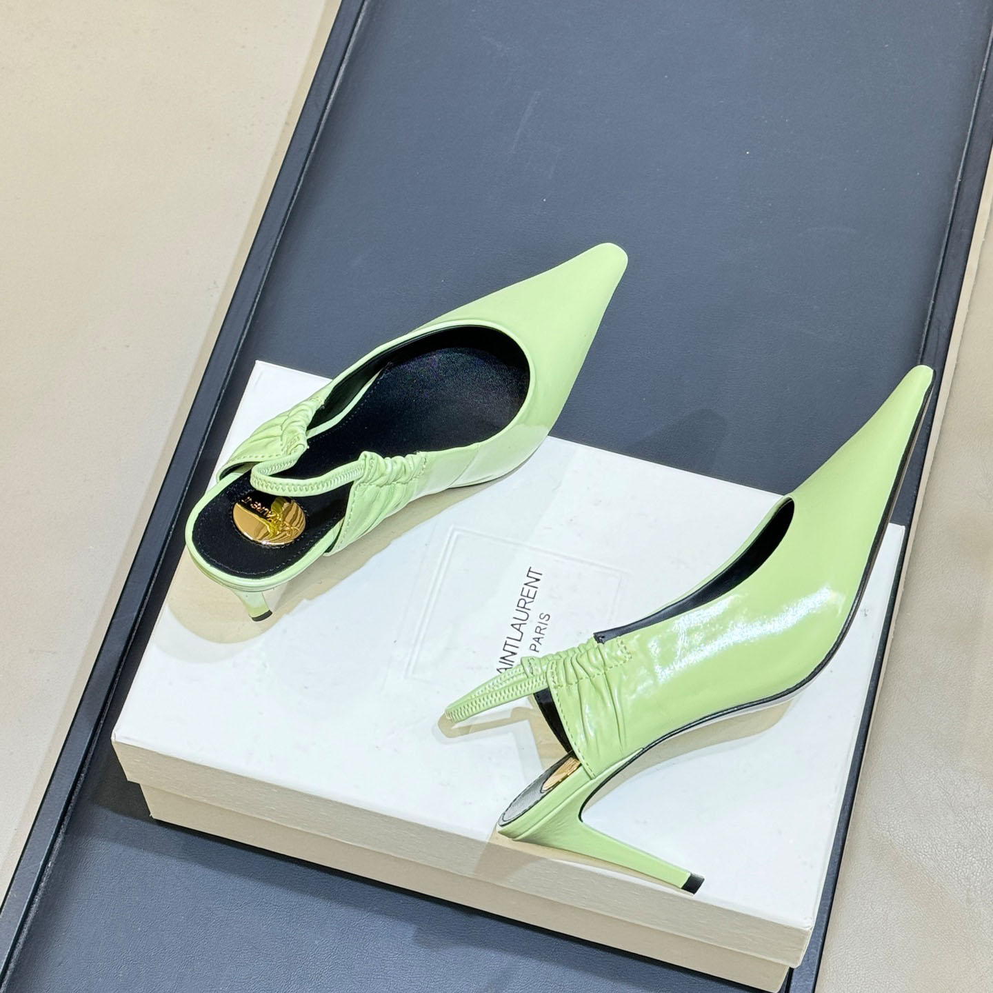 Saint Laurent ANNE-MARIE Slingback Pumps In Smooth Leather - DesignerGu