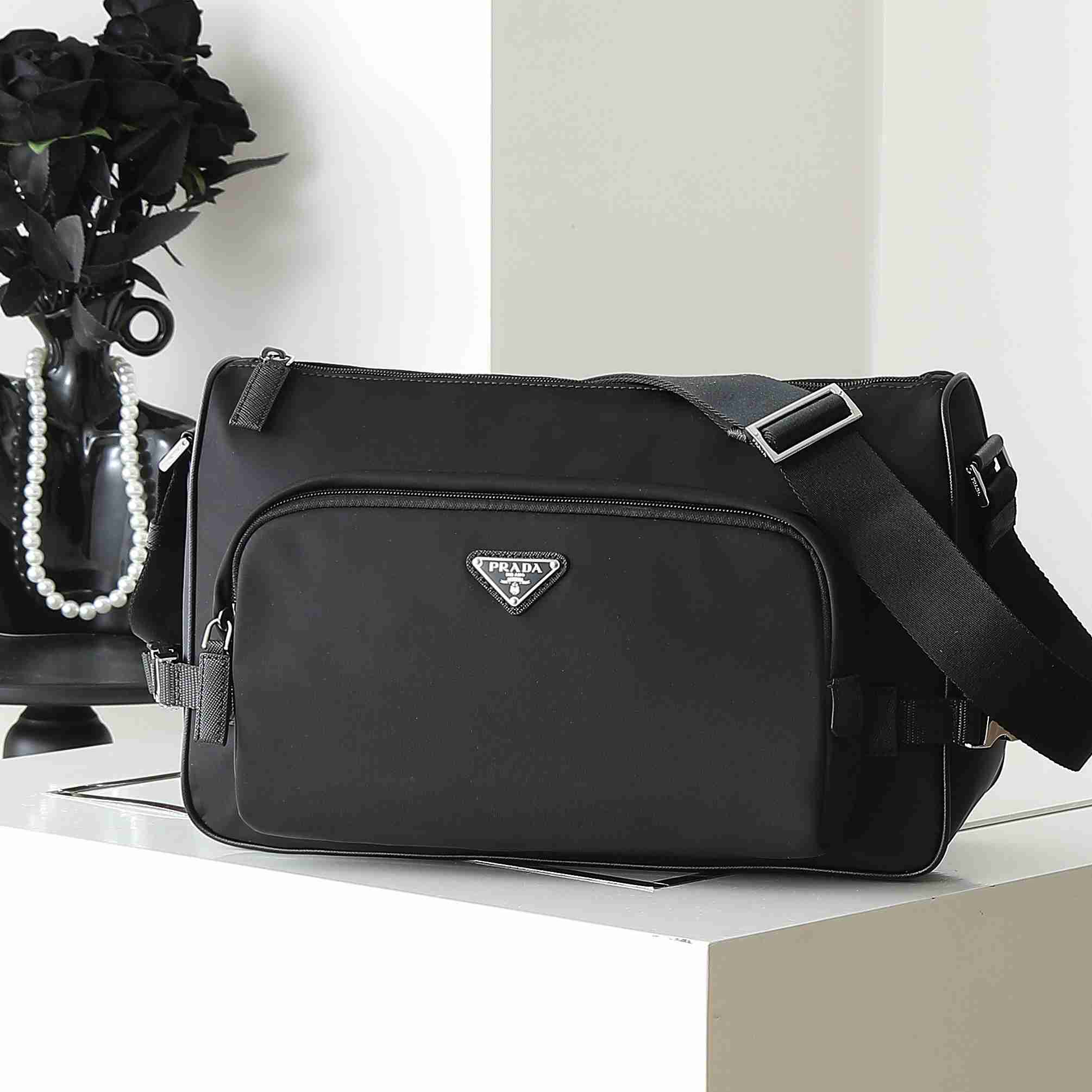 Prada Large Re-Nylon And Saffiano leather shoulder bag - DesignerGu