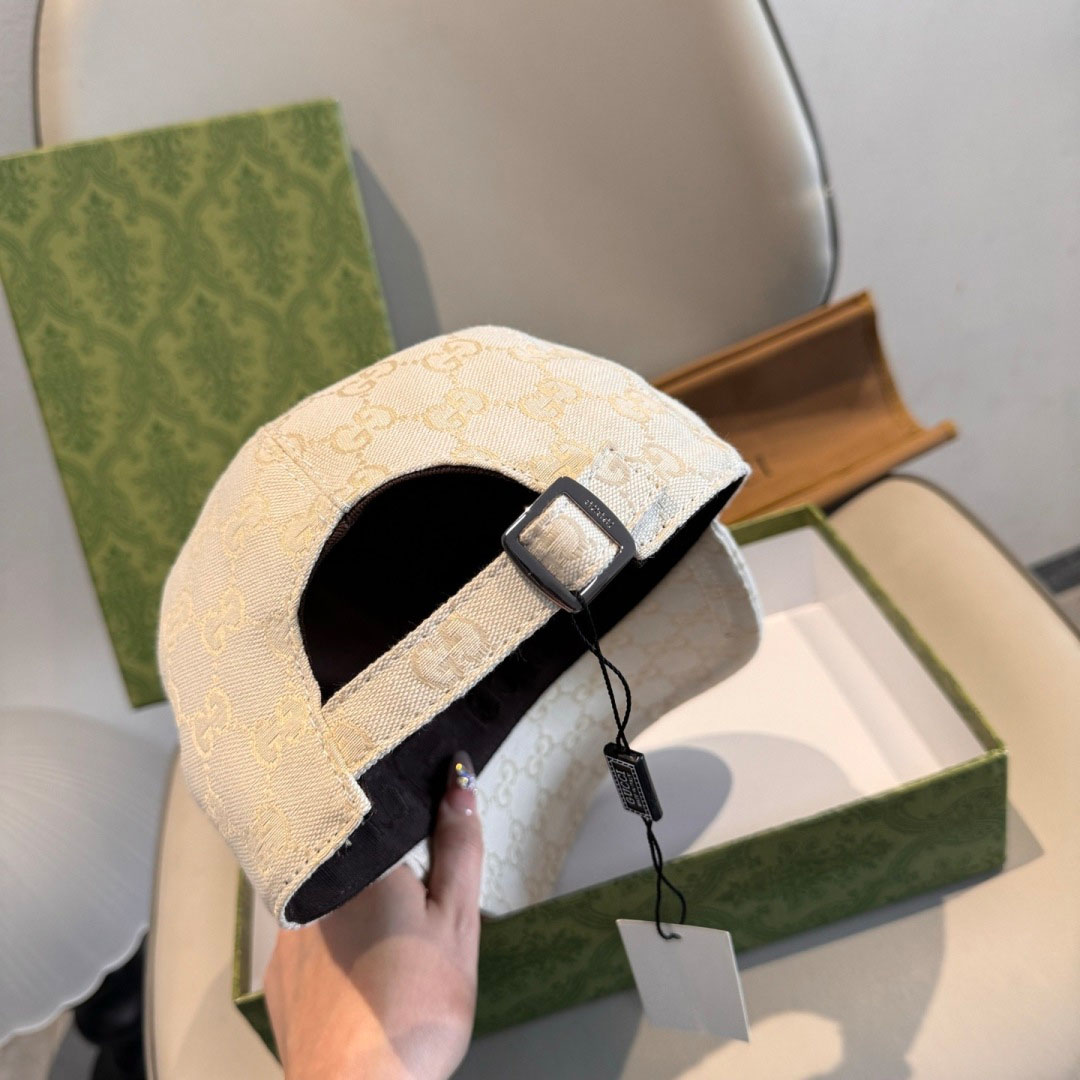 Gucci GG Canvas Baseball Hat - DesignerGu