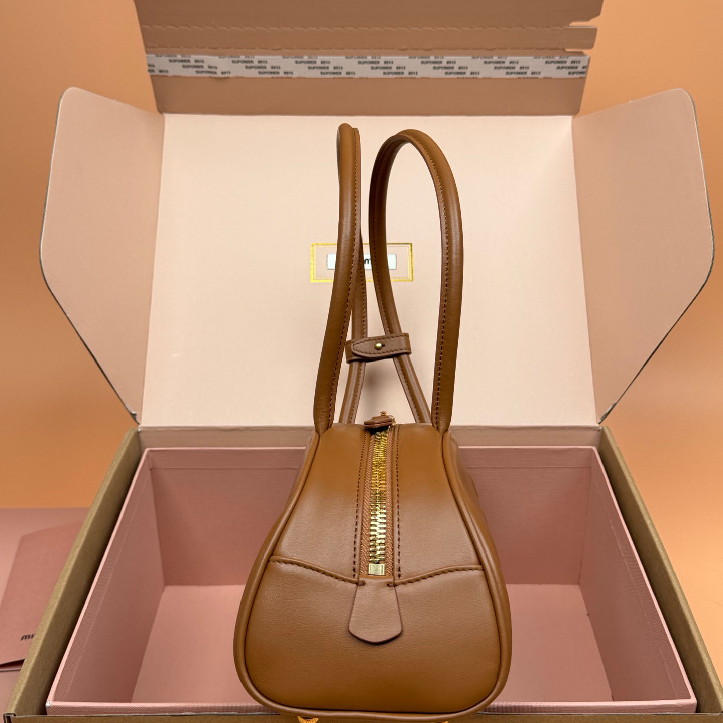 Miu Miu Beau Leather Bag - DesignerGu