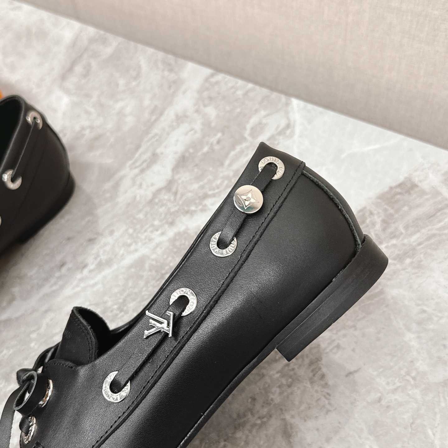 Louis Vuitton Soho Flat Boat Shoe 1AGWAZ - DesignerGu
