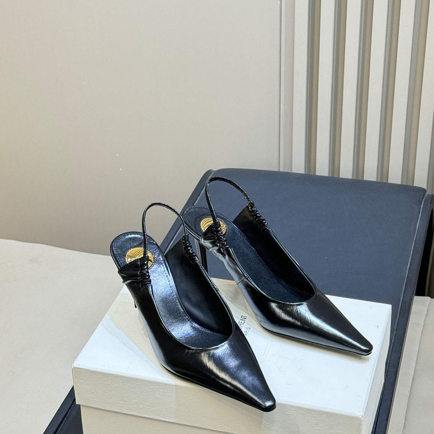 Saint Laurent ANNE-MARIE Slingback Pumps In Smooth Leather - DesignerGu
