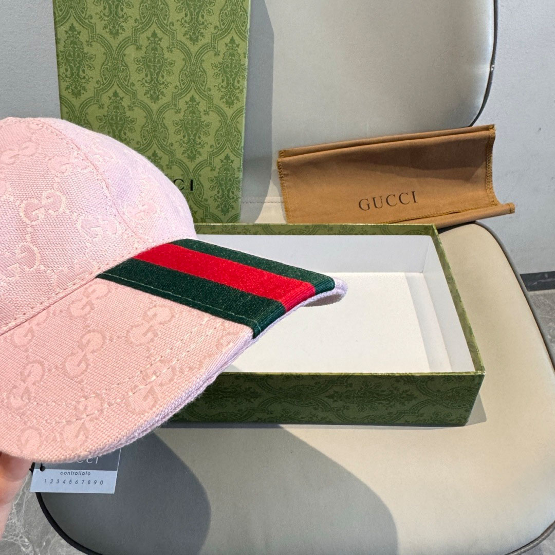 Gucci GG Canvas Baseball Hat - DesignerGu