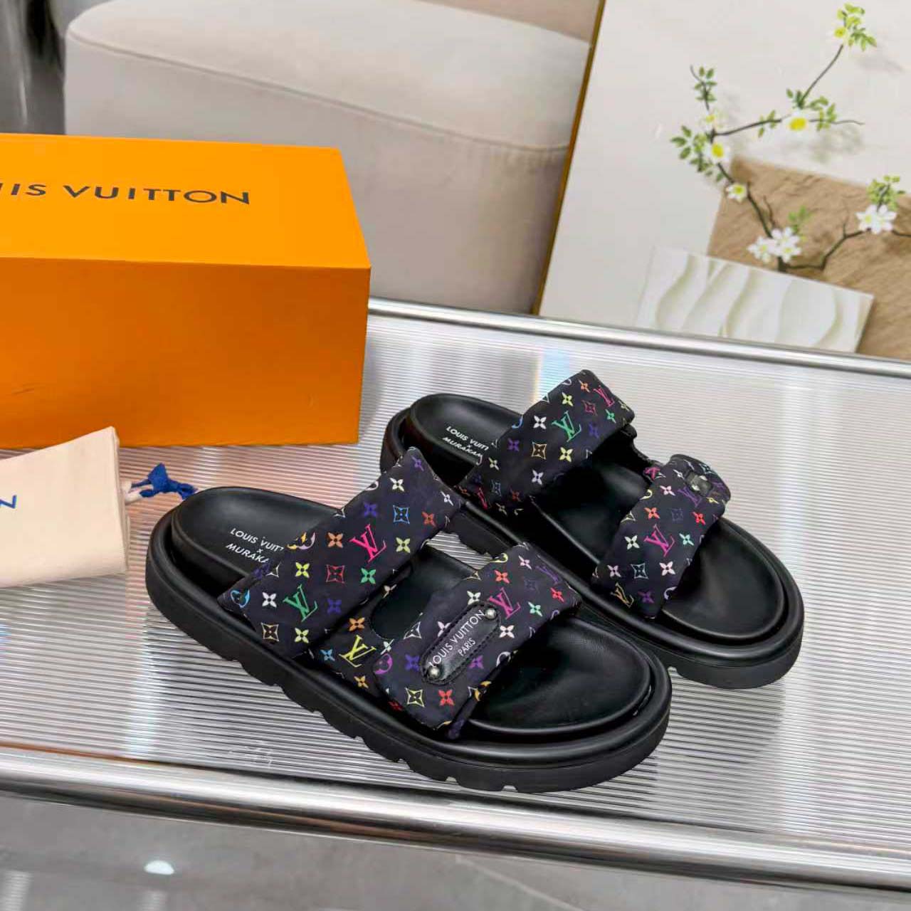 Louis Vuitton LV x TM Pool Pillow Comfort Mule   1AJLGU - DesignerGu