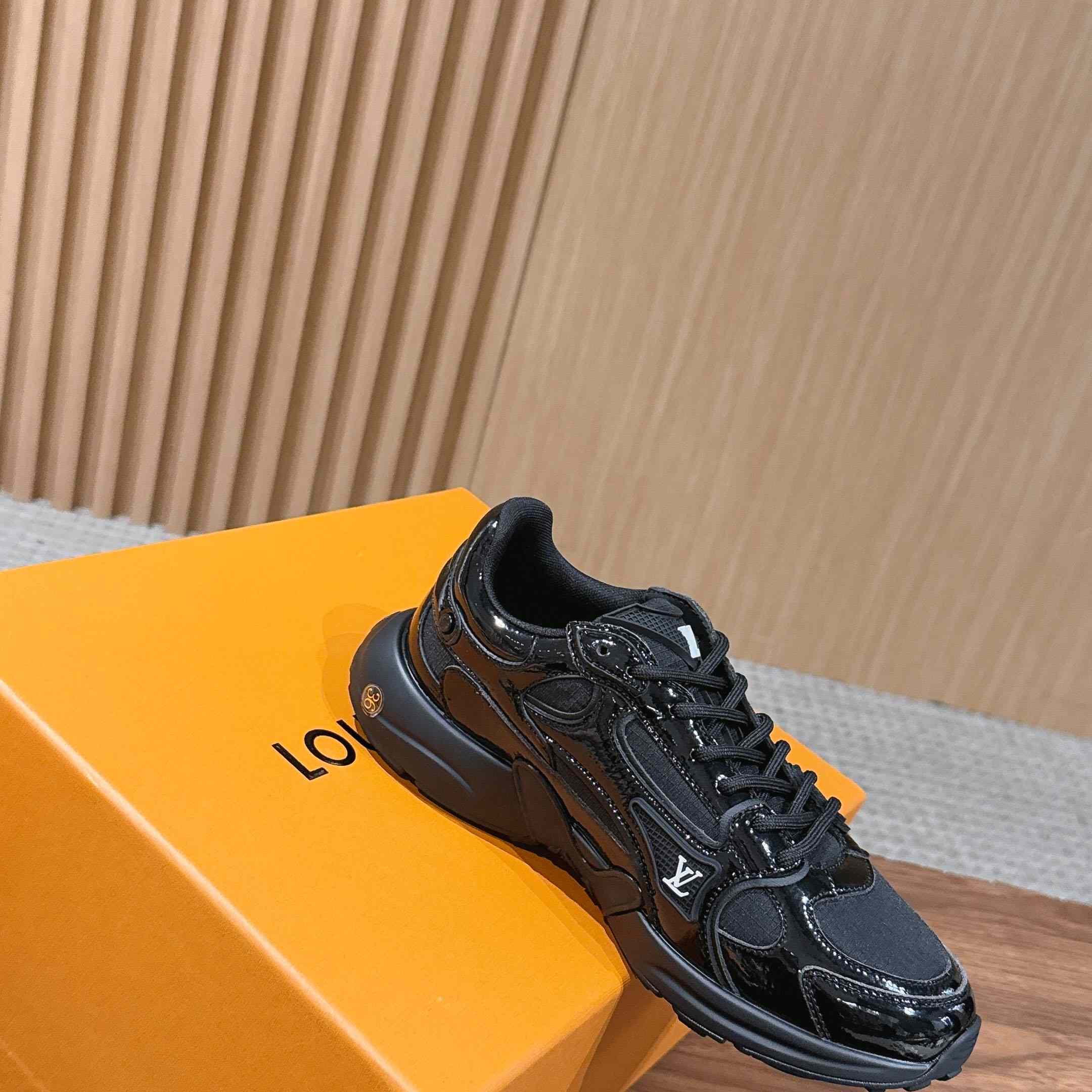 Louis Vuitton LV Olympia Sneaker 1AJP37 - DesignerGu