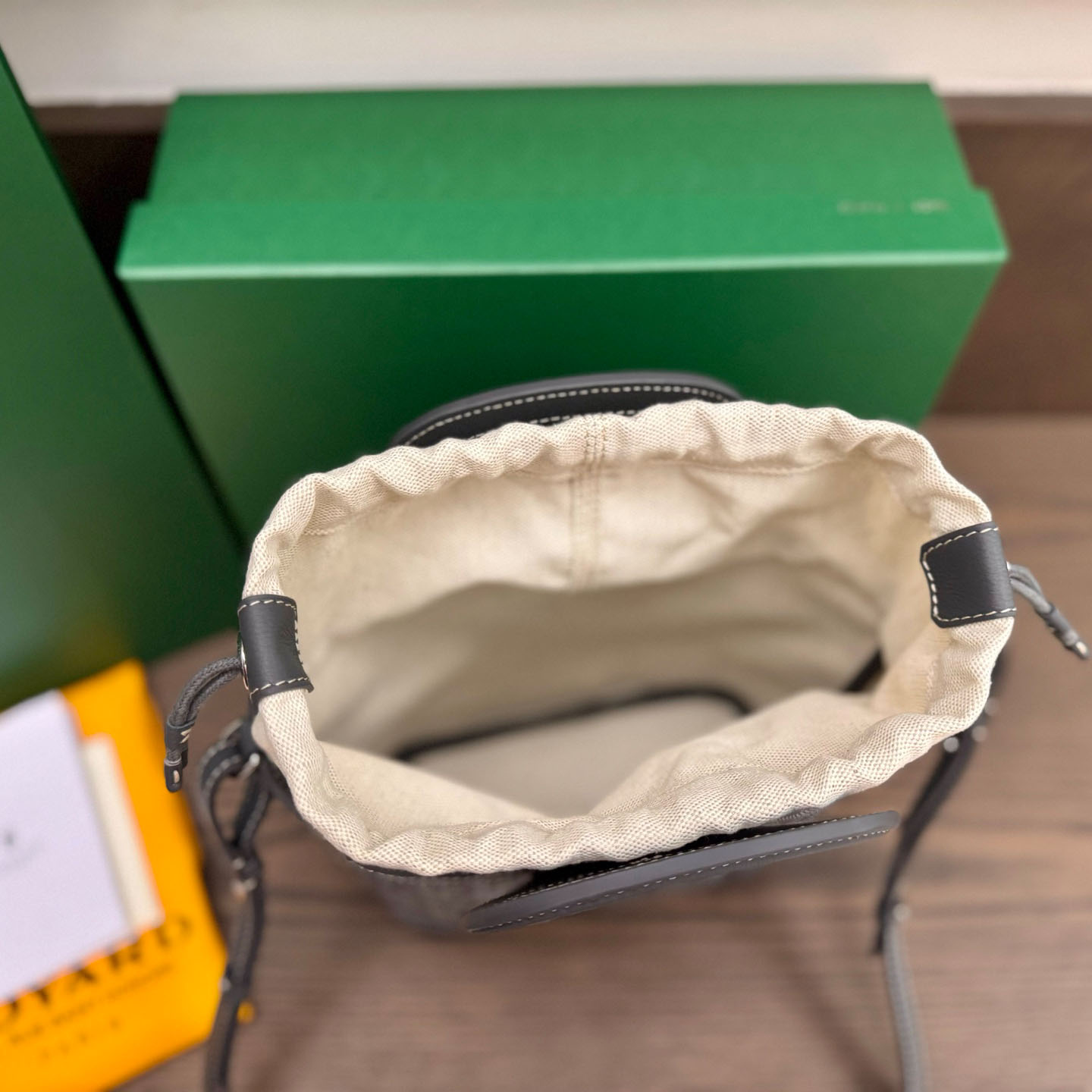 Goyard Beluga Mini Bag - DesignerGu