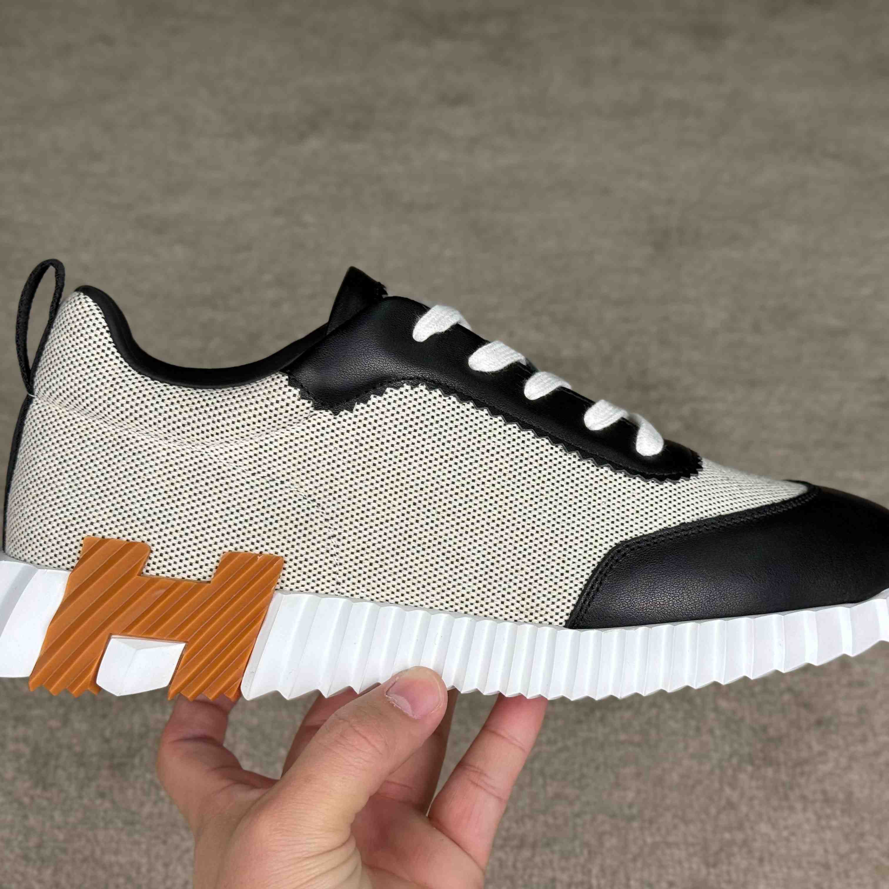 Hermes Bouncing Sneaker - DesignerGu