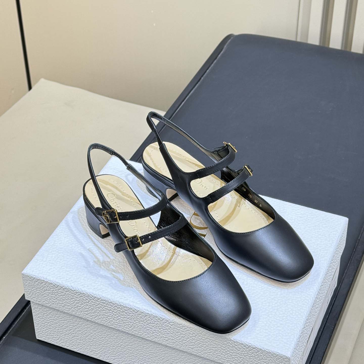 Dior Chérie Slingback Pump  - DesignerGu