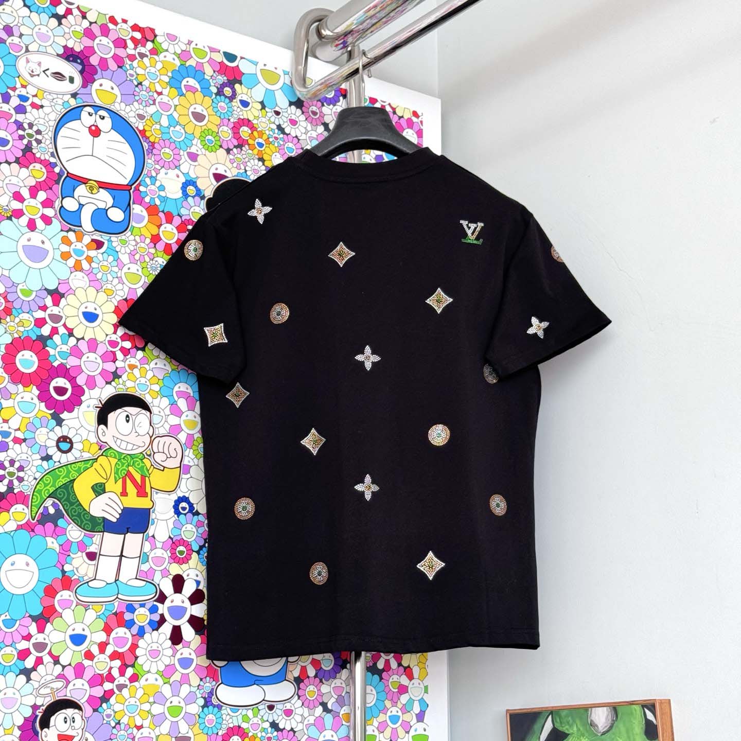  Louis Vuitton Embellished Short-Sleeved Crewneck   1AJR09 - DesignerGu