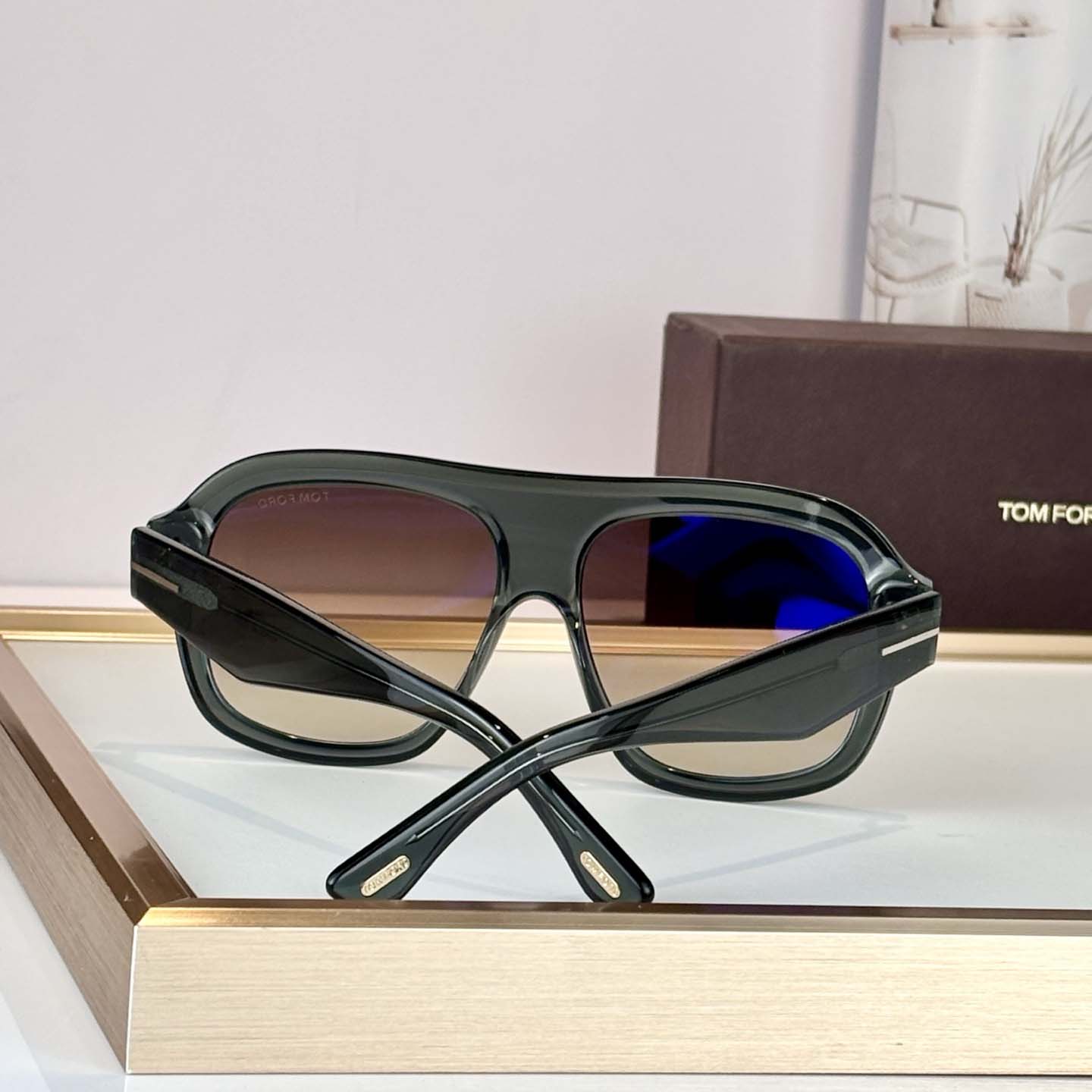 Tom Ford FT1324 Sunglasses - DesignerGu