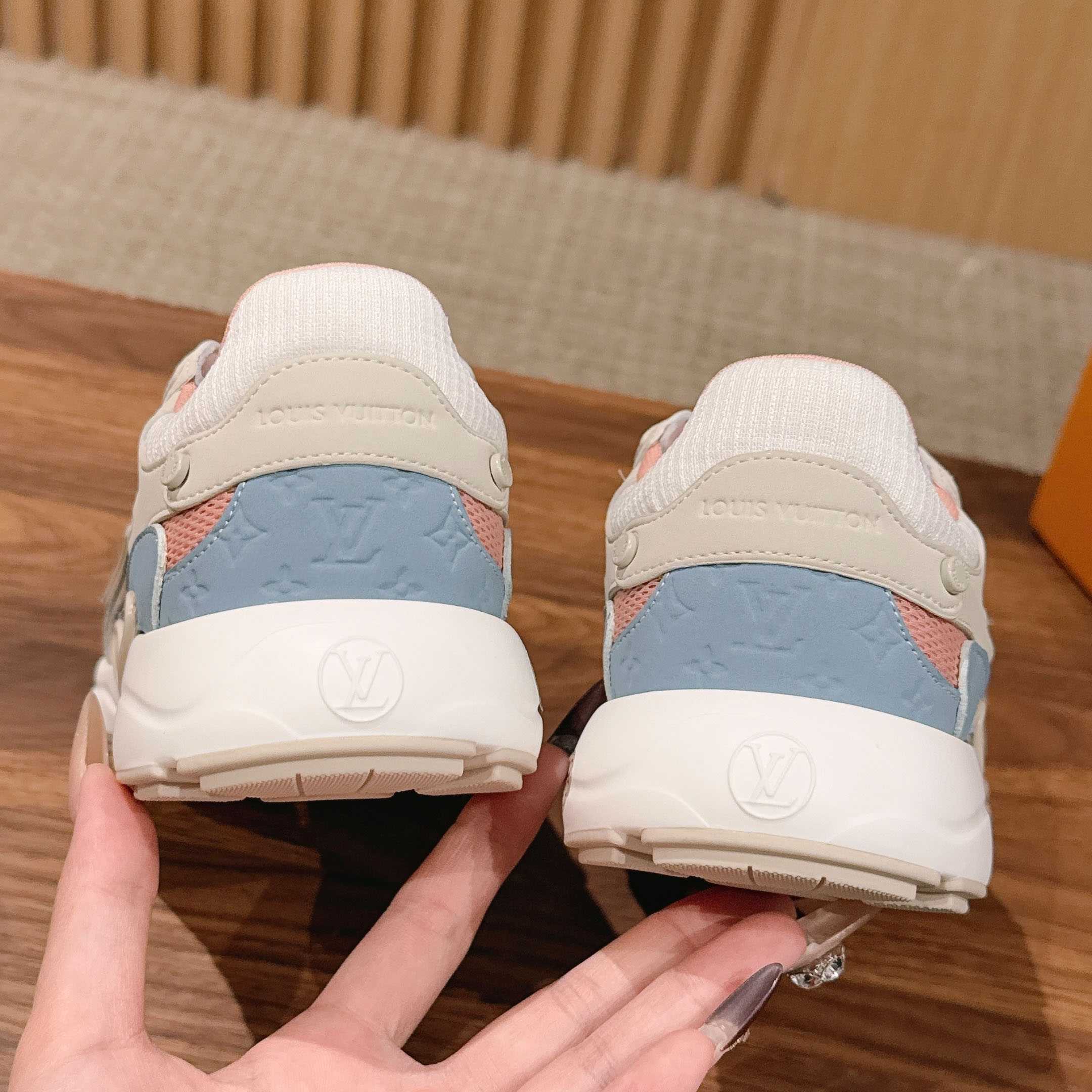 Louis Vuitton LV Olympia Sneaker 1AIVRN - DesignerGu