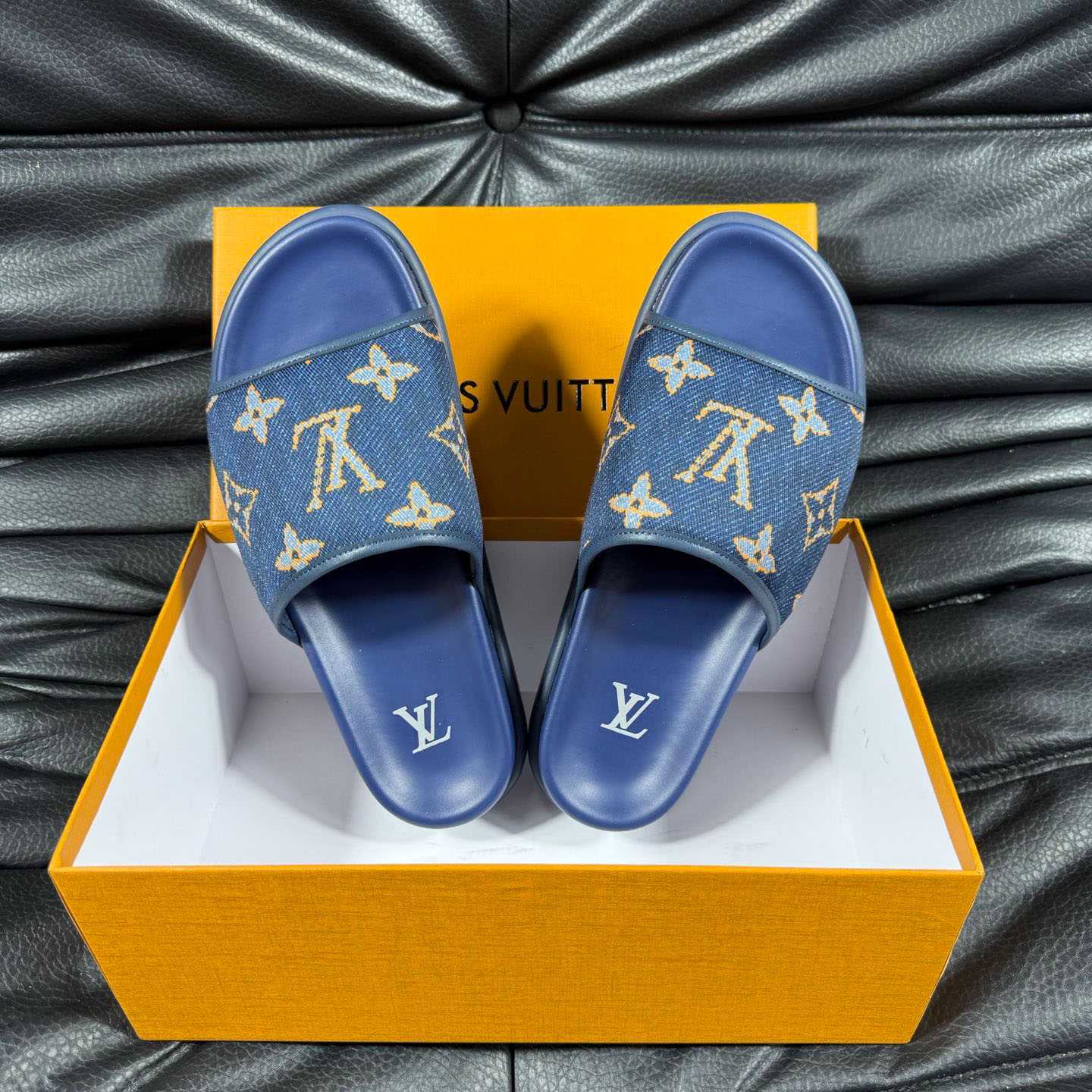 Louis Vuitton Miami Mule 1AIZRE - DesignerGu