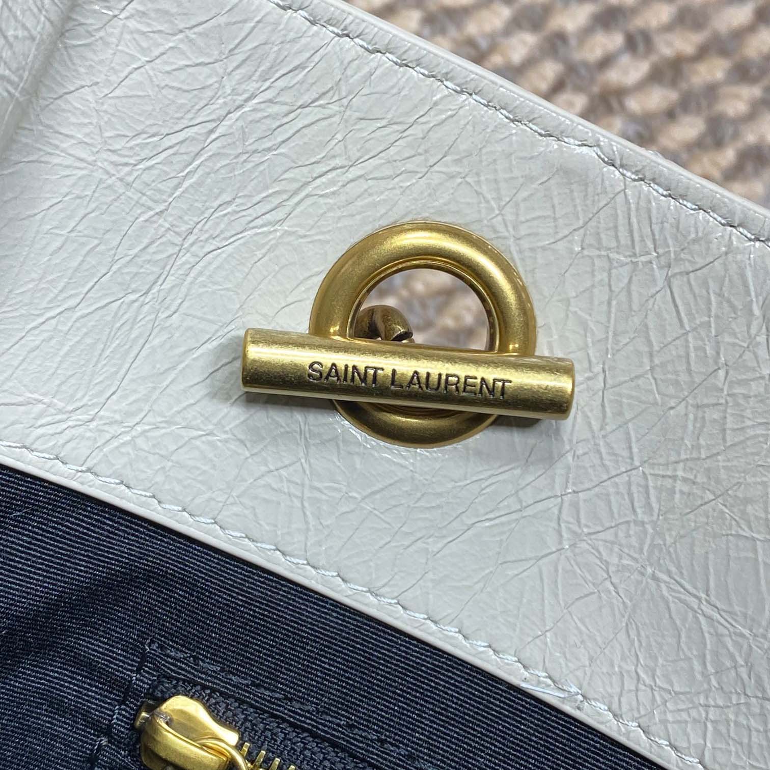 Saint Laurent Nini Small Shopping In Vintage Leather  - DesignerGu