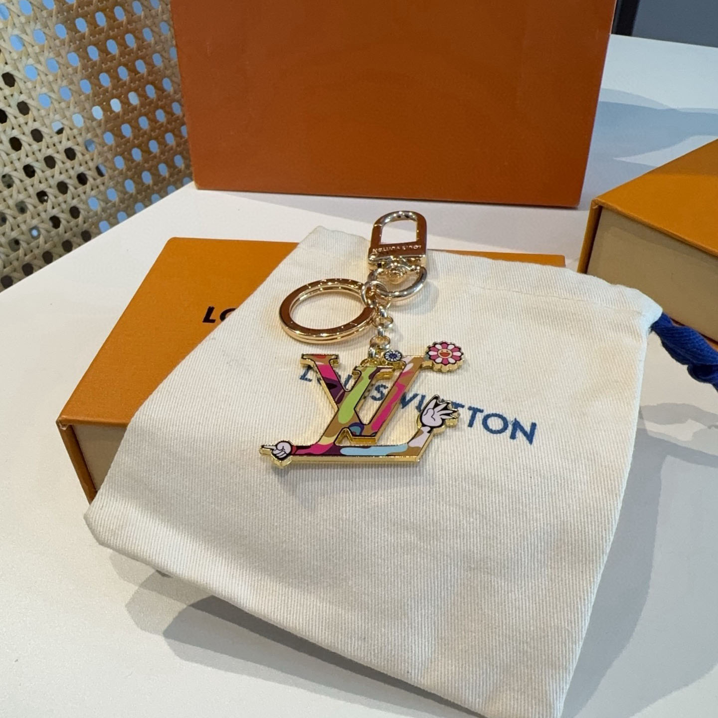 Louis Vuitton LV x TM LV Iconic Superflat Key Holder M02468 - DesignerGu