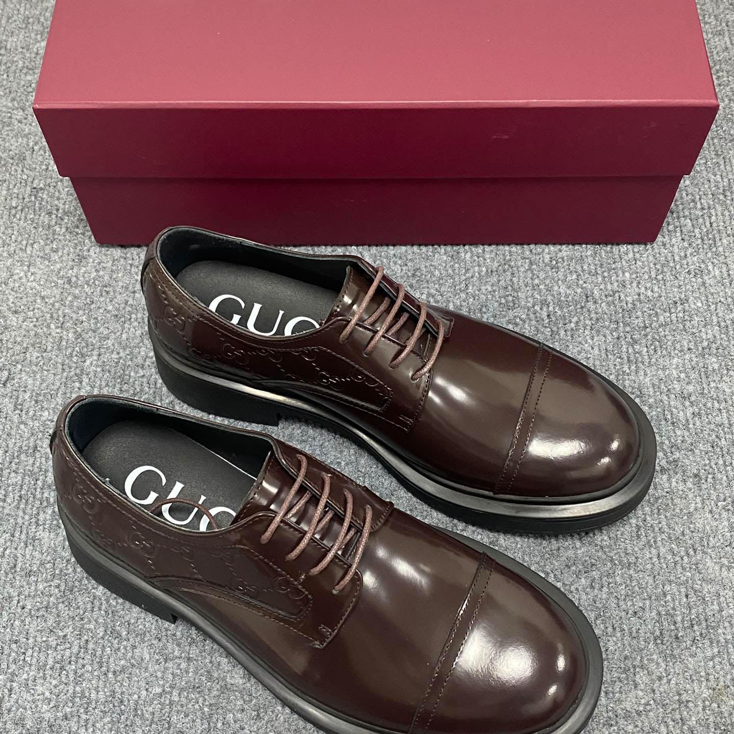 Gucci Men's Lace-up Shoe With GG Detail - DesignerGu