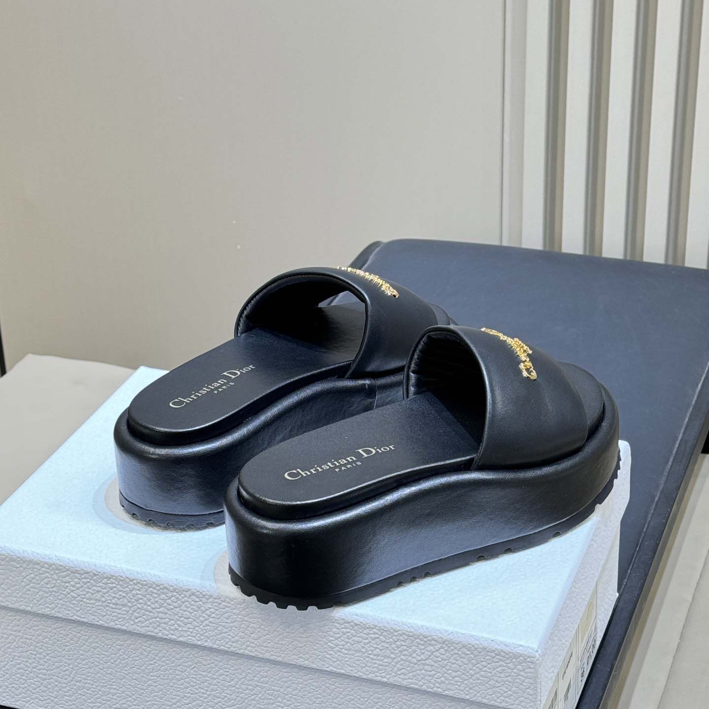 Dior D-Lane Platform Slide - DesignerGu