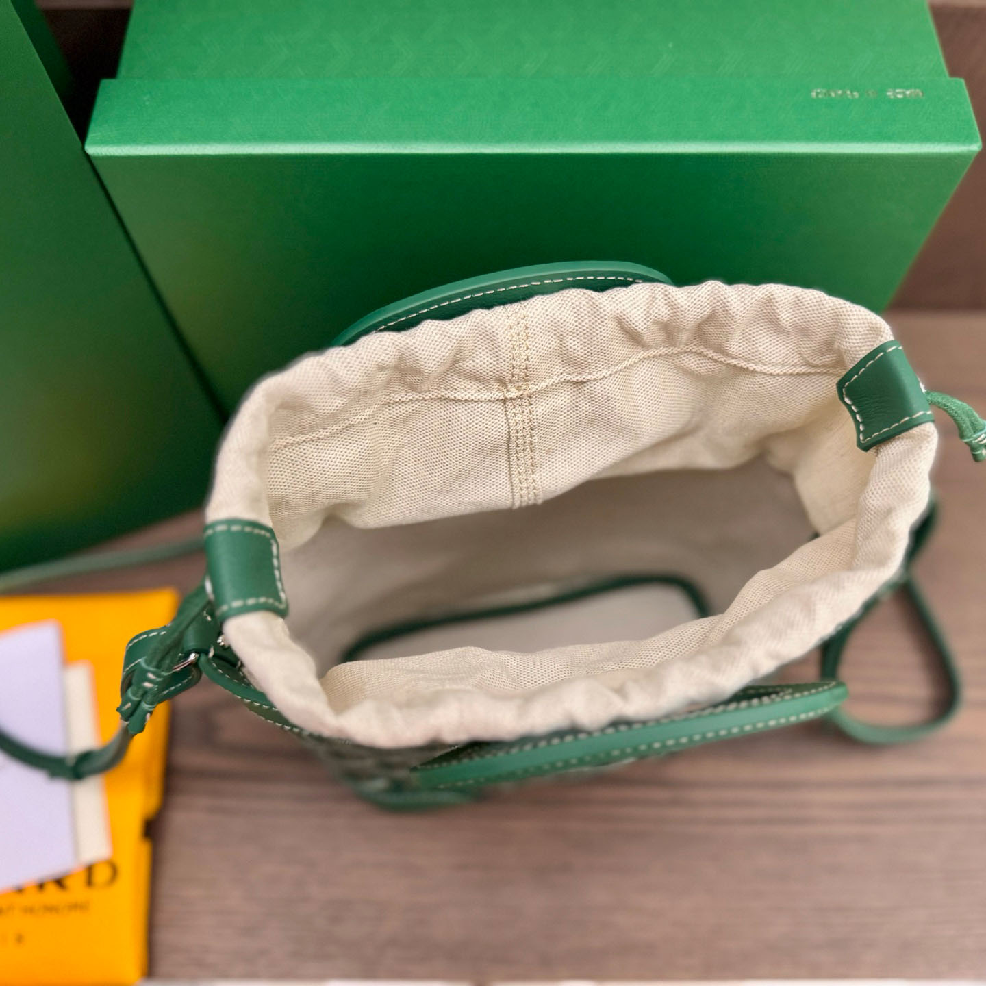 Goyard Beluga Mini Bag - DesignerGu