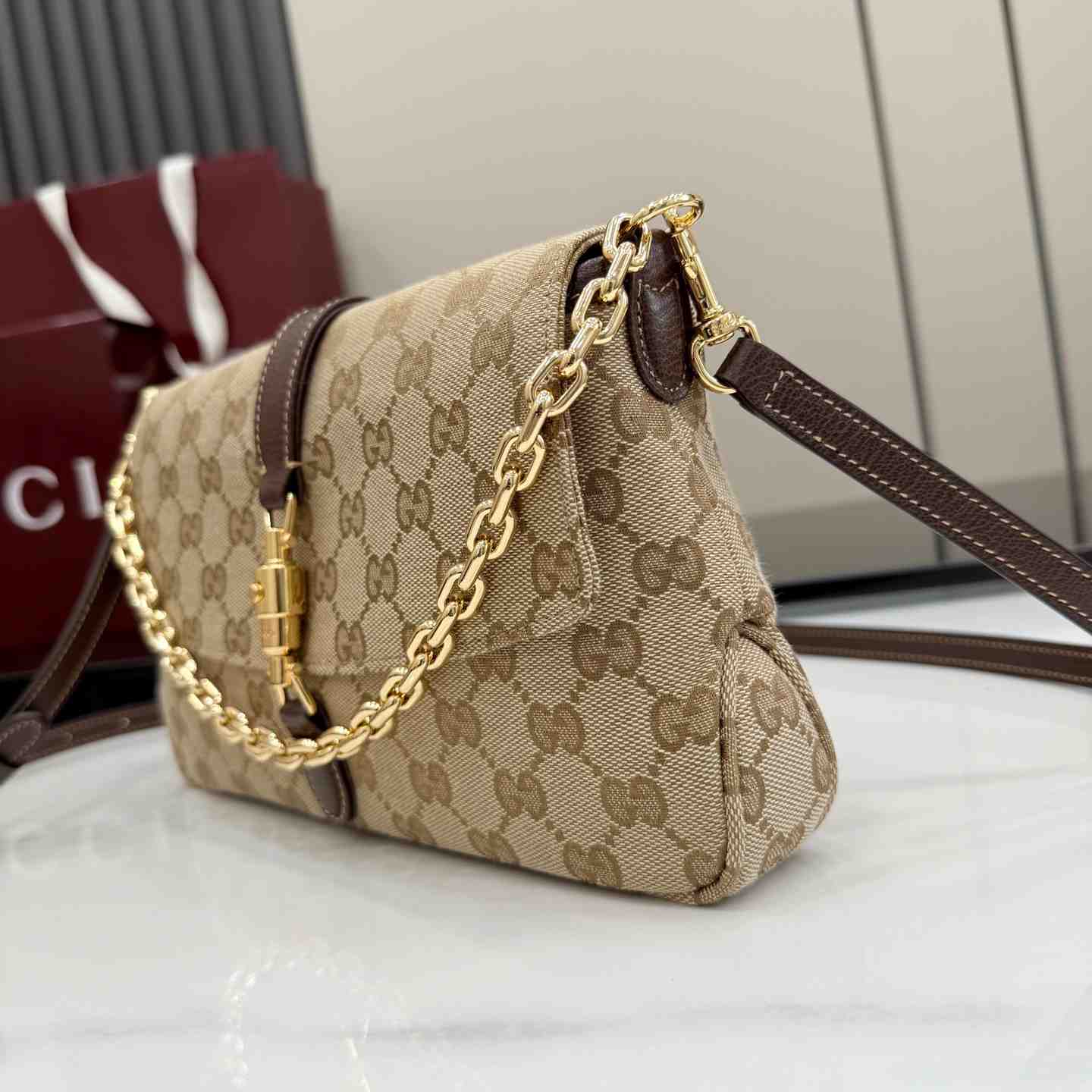 Gucci Aperitivo Medium Shoulder Bag  866720 - DesignerGu