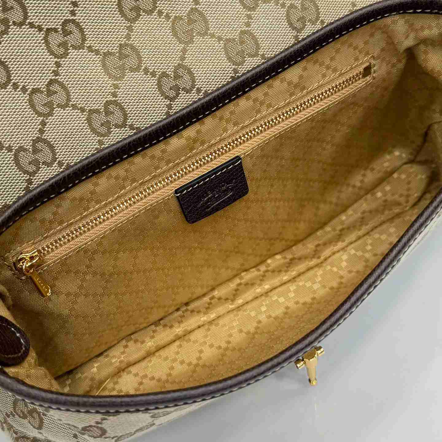 Gucci Aperitivo Medium Shoulder Bag  866720 - DesignerGu