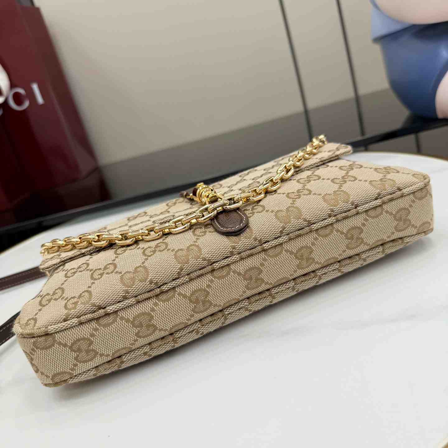 Gucci Aperitivo Medium Shoulder Bag  866720 - DesignerGu