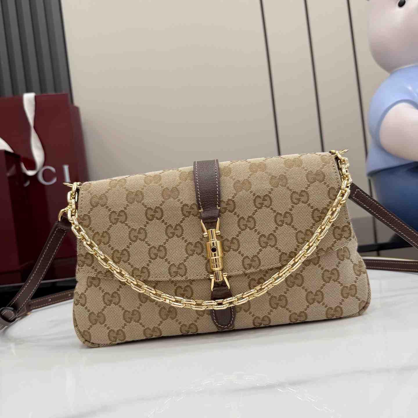 Gucci Aperitivo Medium Shoulder Bag  866720 - DesignerGu