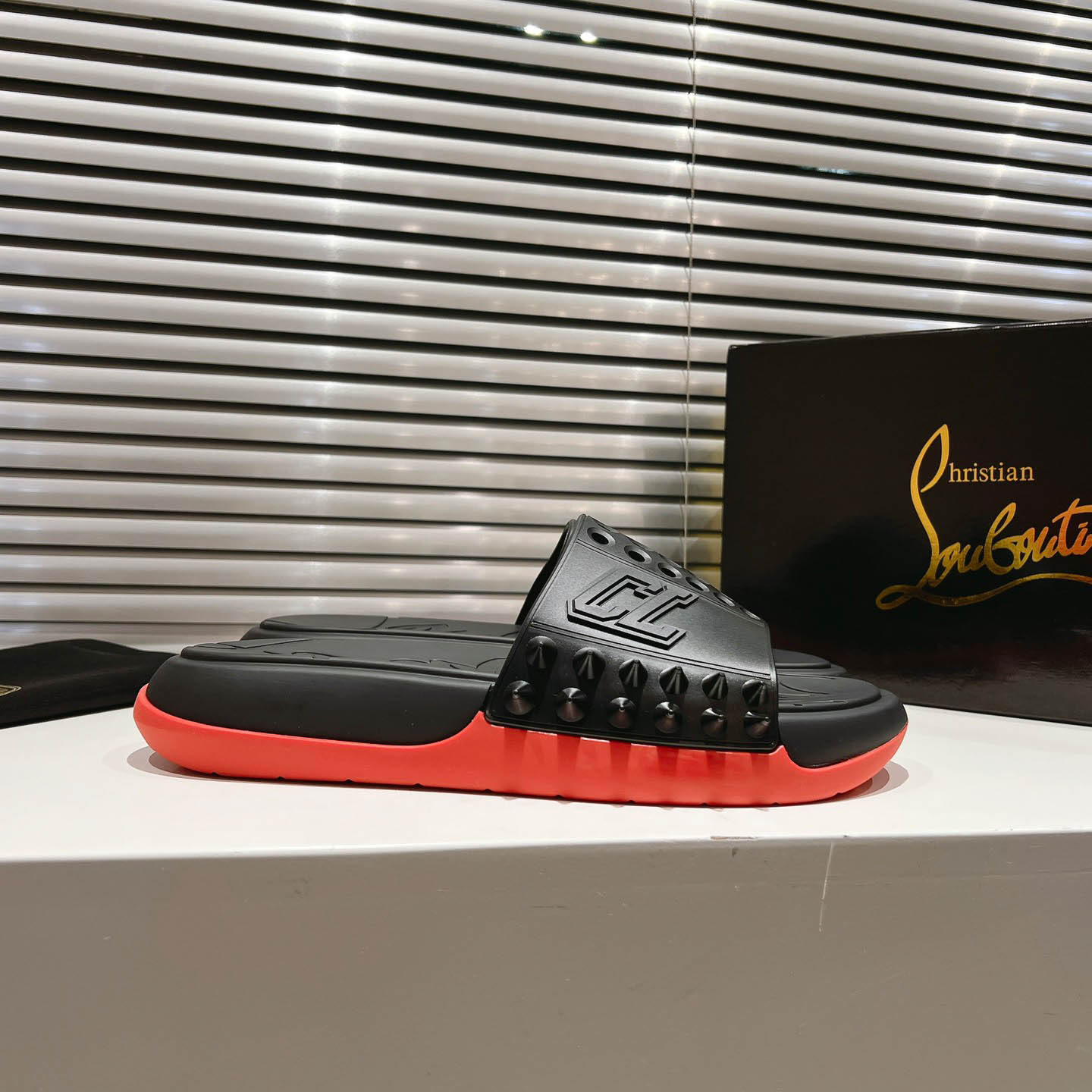 Christian Louboutin Take It Easy Sandals - DesignerGu