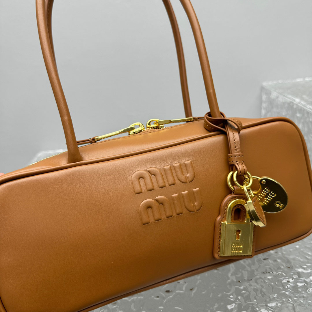 Miu Miu Beau Leather Bag - DesignerGu