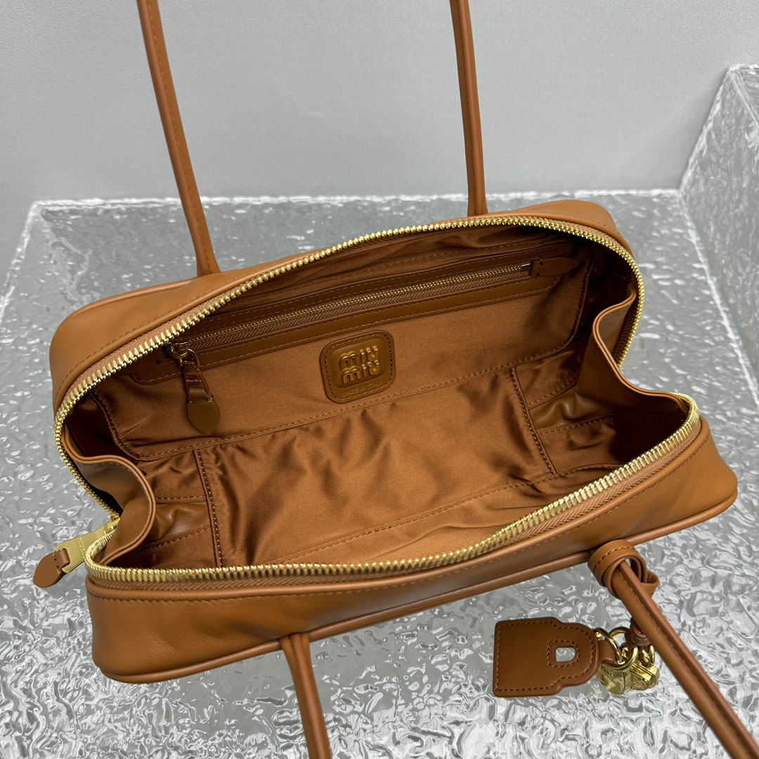 Miu Miu Beau Leather Bag - DesignerGu
