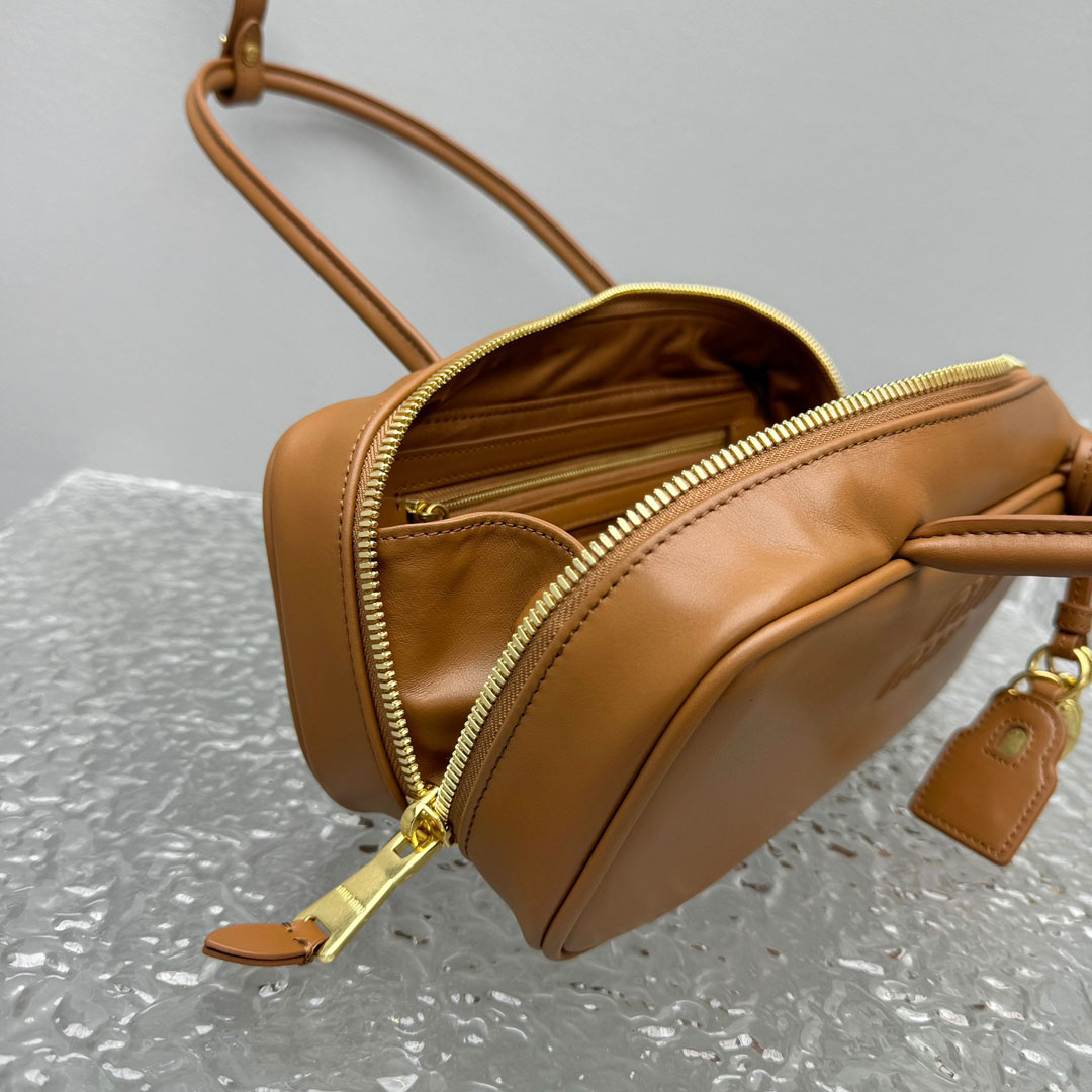 Miu Miu Beau Leather Bag - DesignerGu