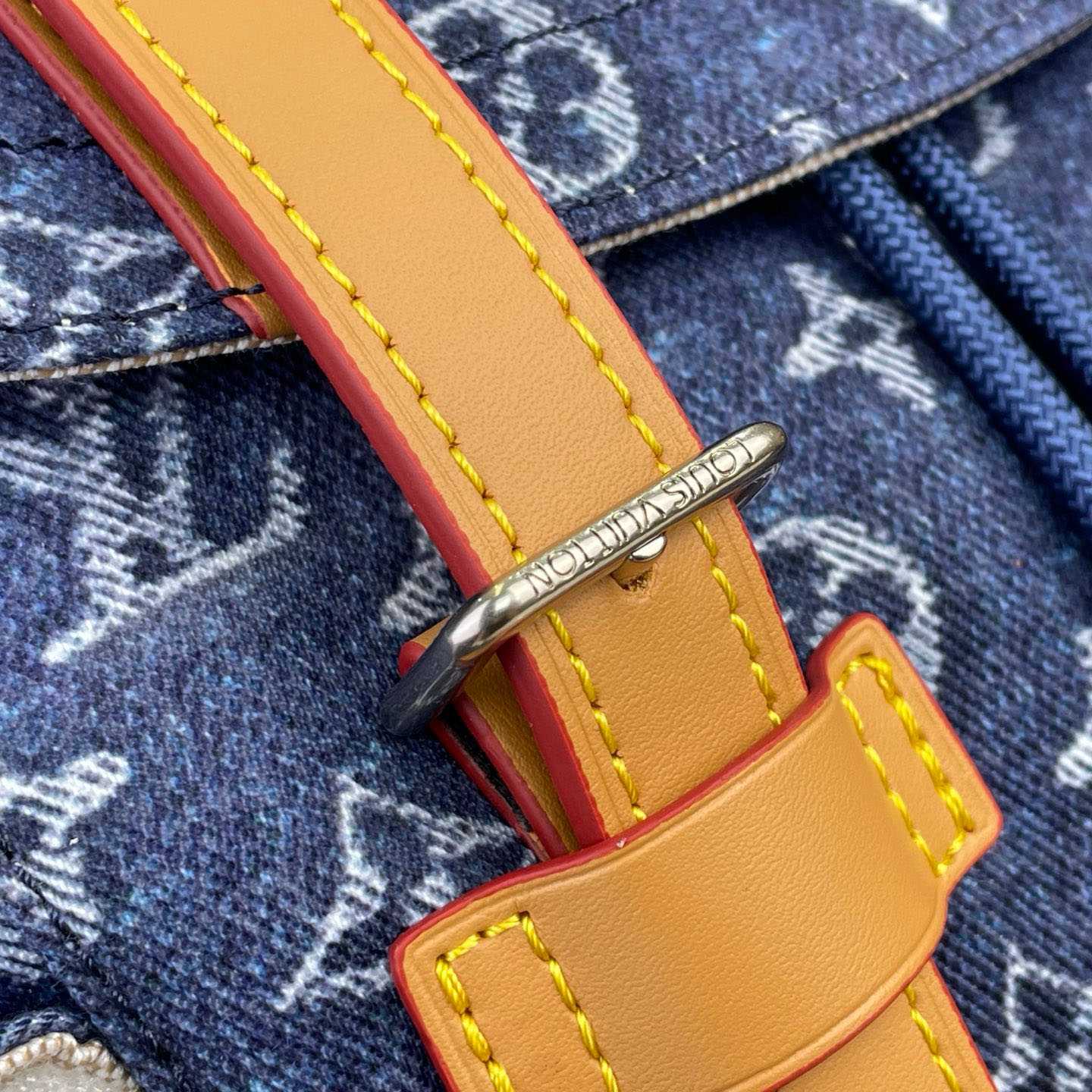 Louis Vuitton Christopher MM     M27554 - DesignerGu