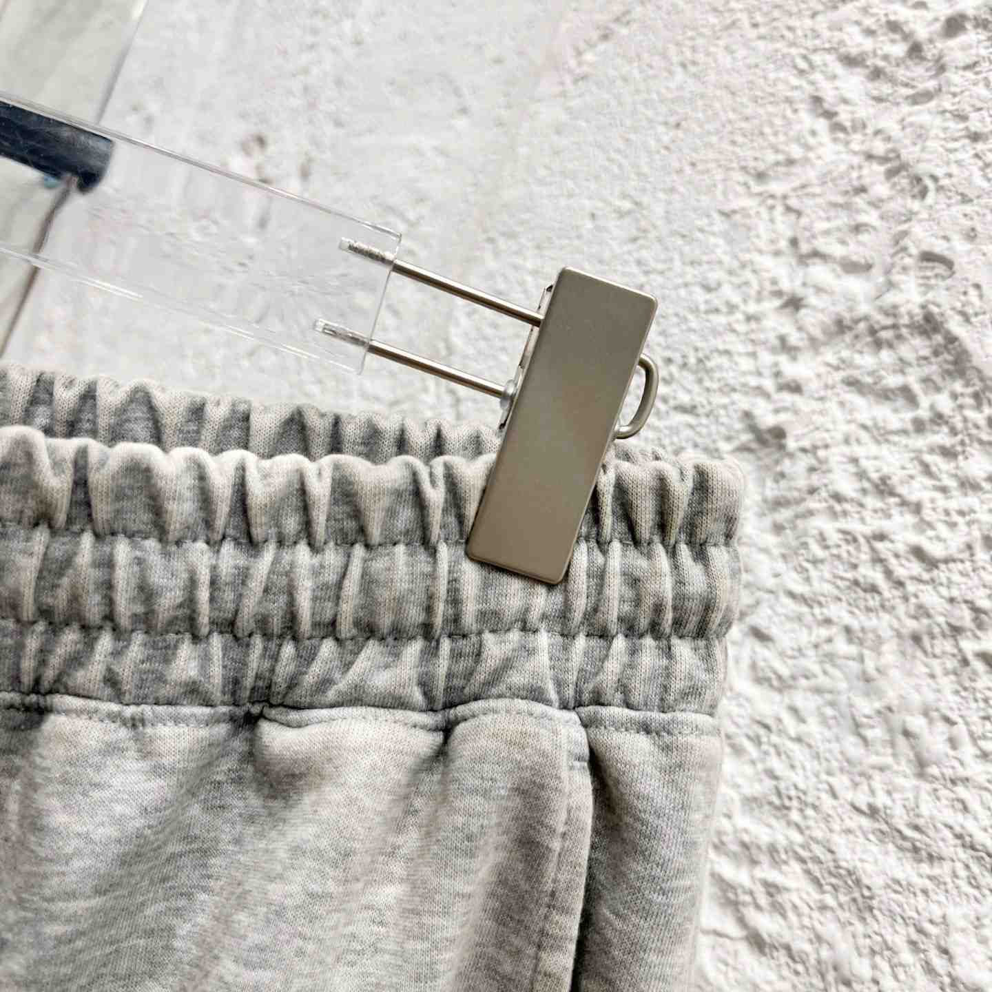 Prada Shorts    - DesignerGu