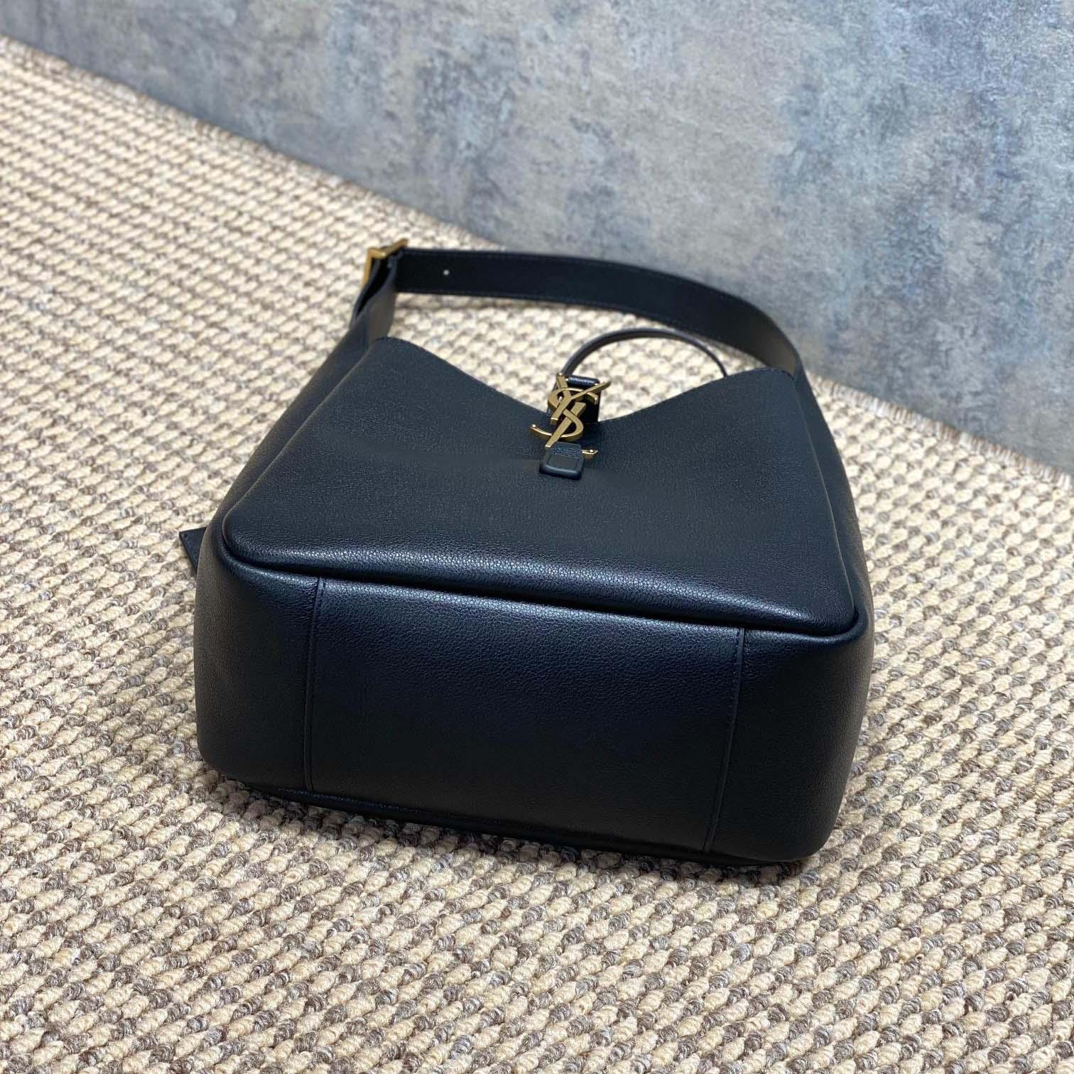 Saint Laurent LE 5 À 7 Supple Small In Grained Leather - DesignerGu