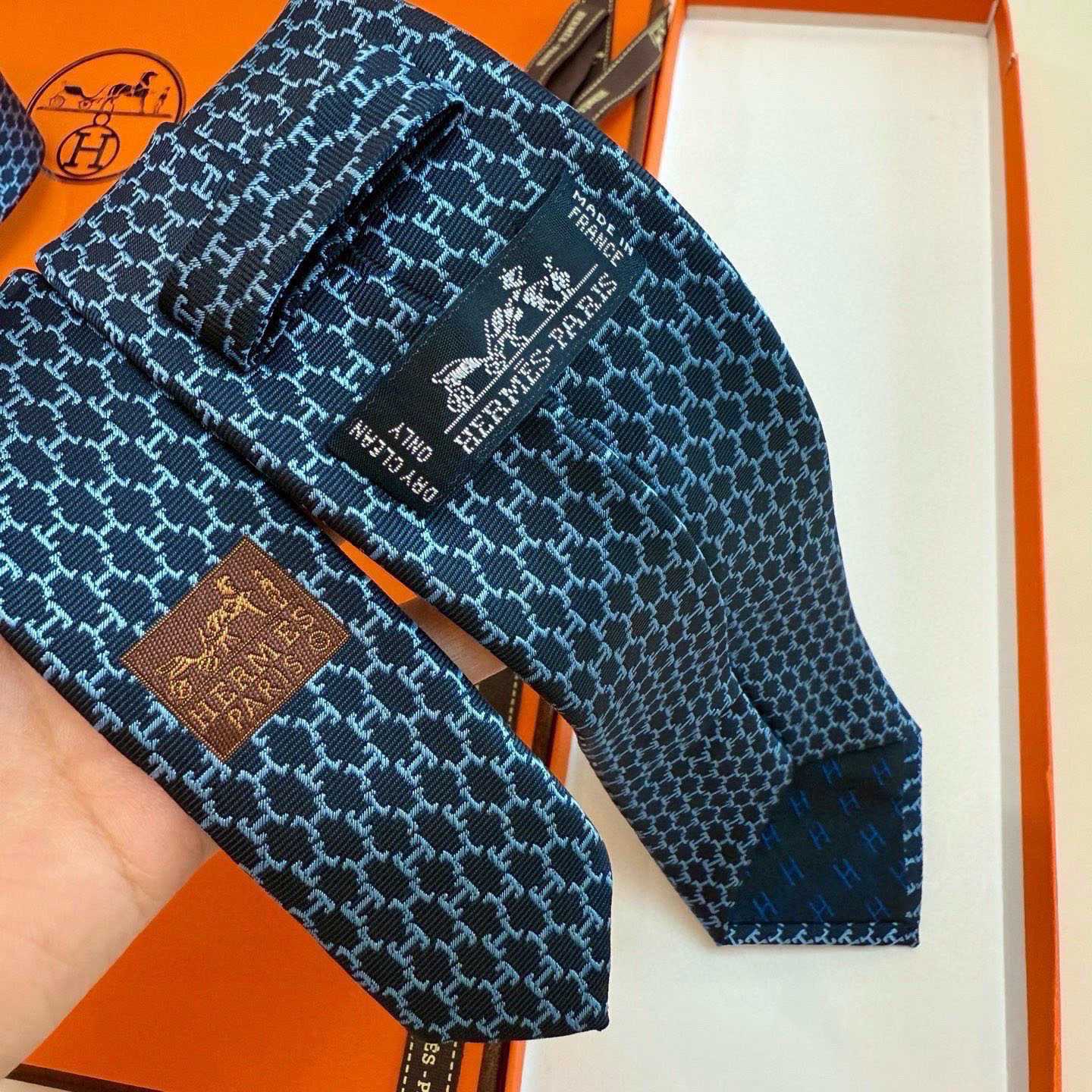 Hermes Dancing H Tie - DesignerGu