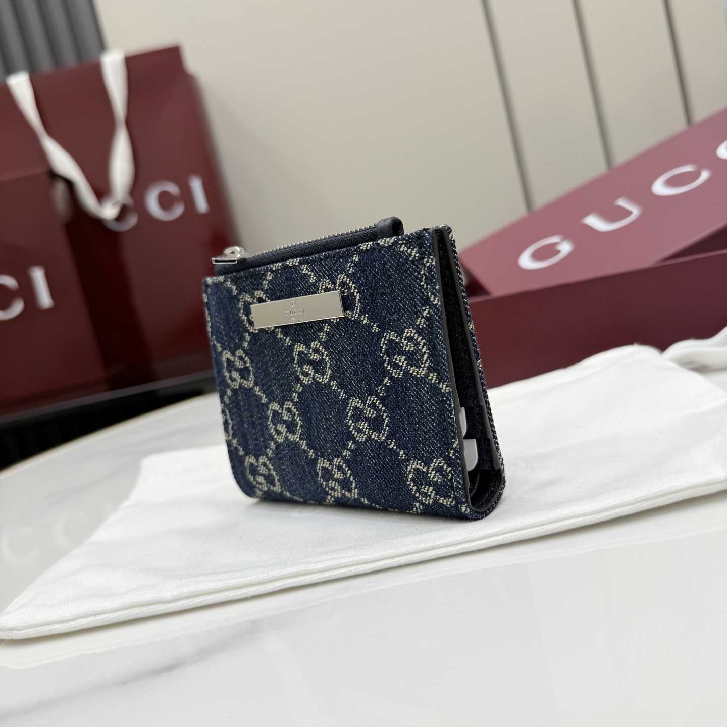 Gucci Small Wallet With Gucci Plaque - DesignerGu
