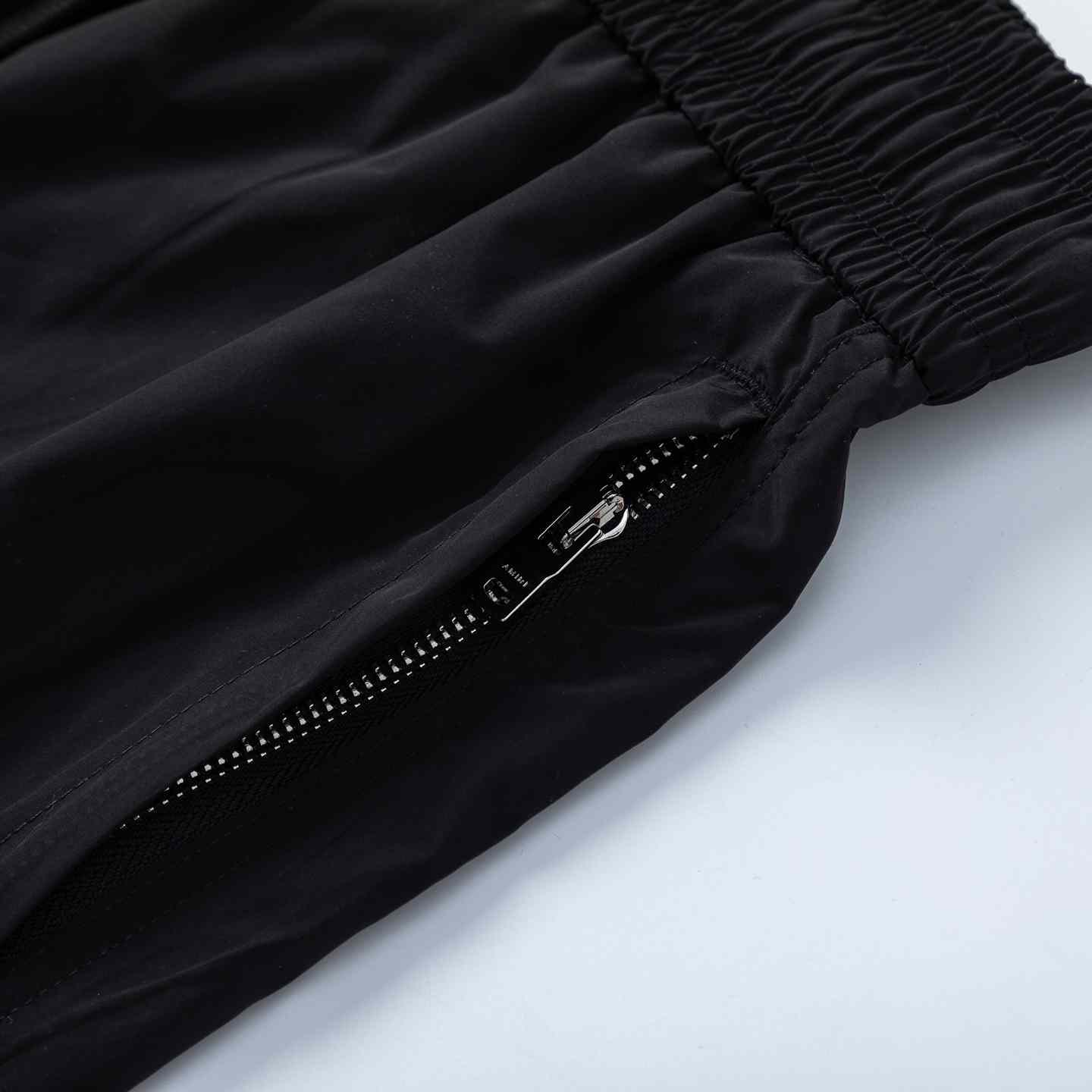 Amiri  Logo Studded Drawstring Shorts - DesignerGu