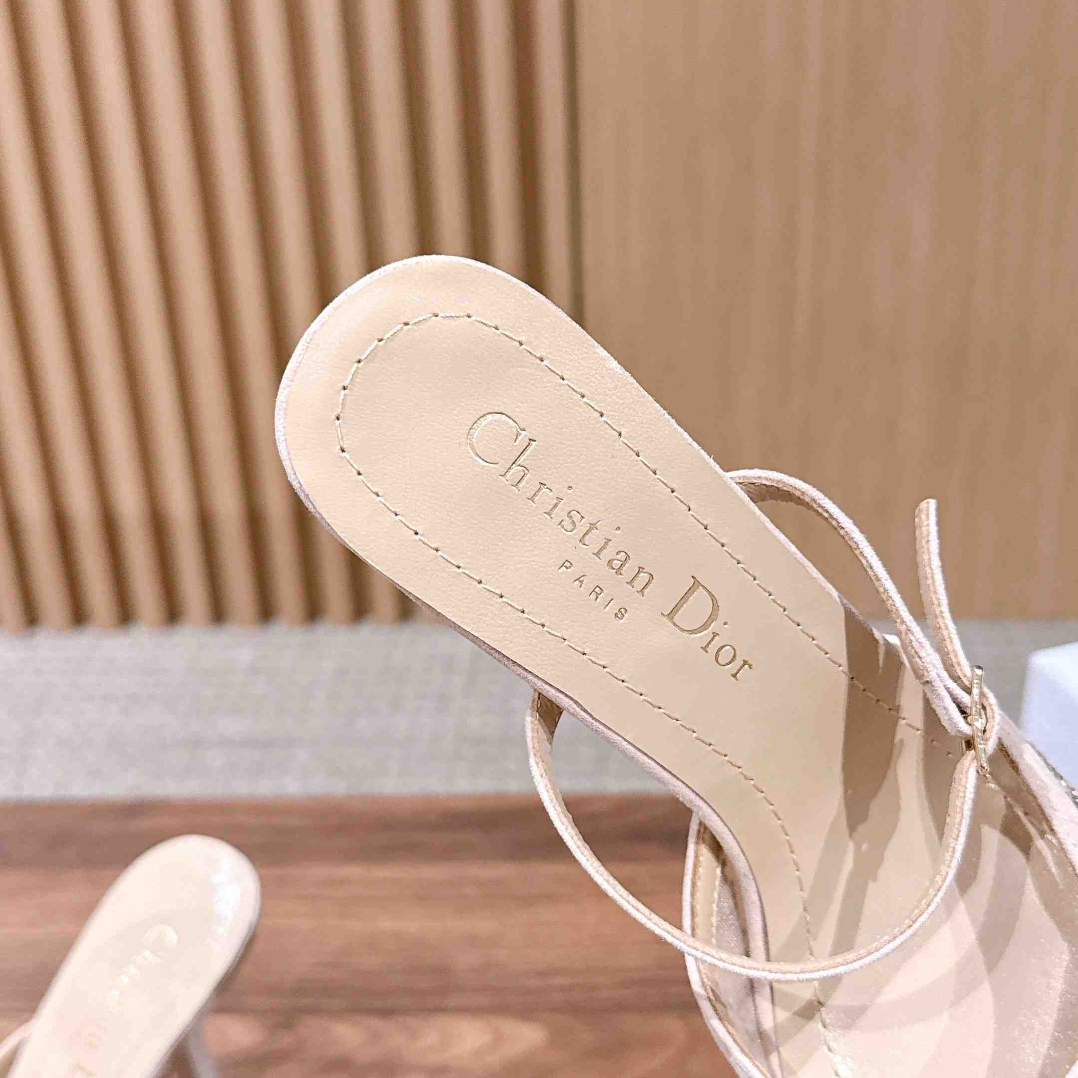 Dior Capture Heeled Mule - DesignerGu
