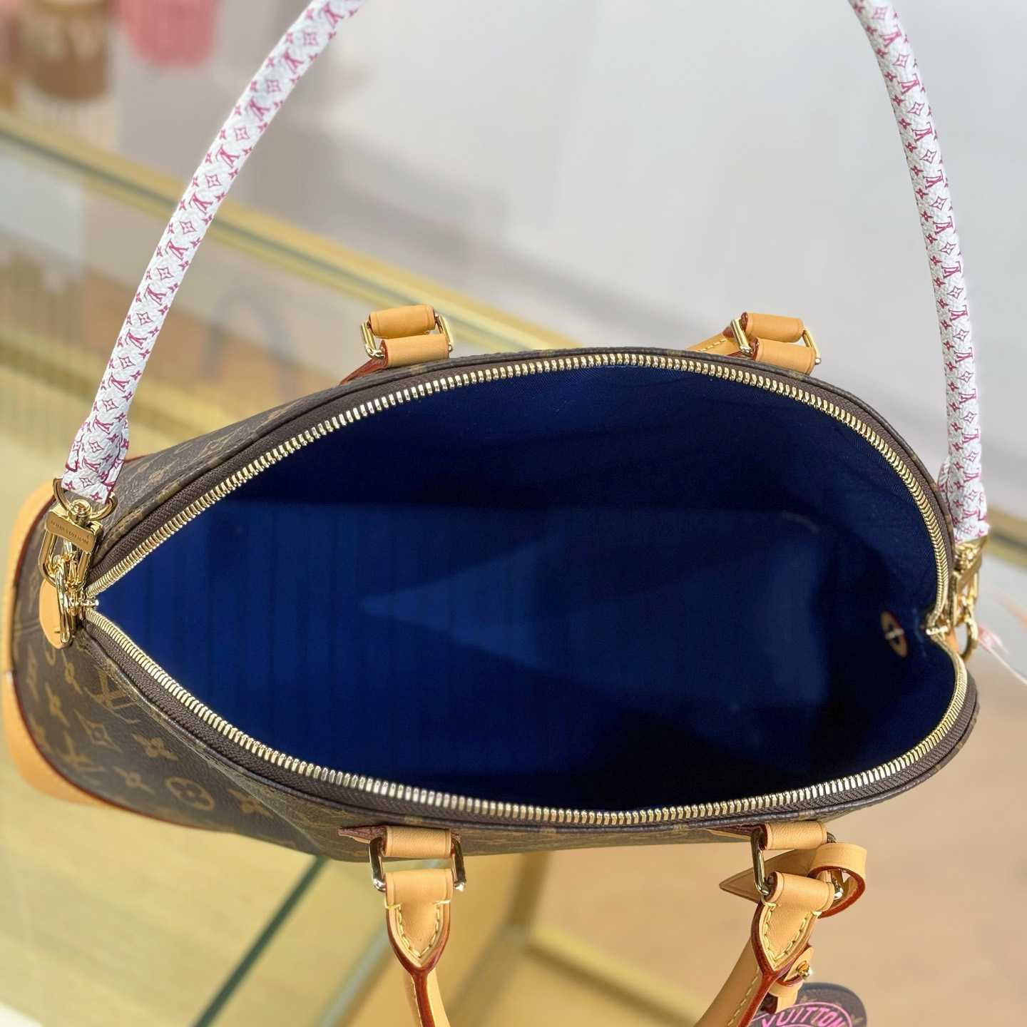 Louis Vuitton Alma MM M27327 - DesignerGu