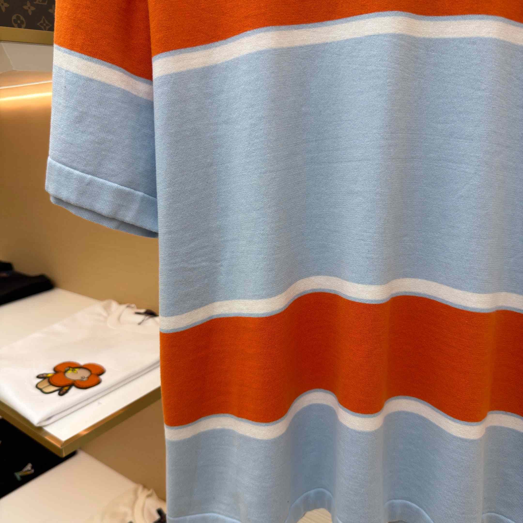 Louis Vuitton Striped Short-Sleeved T-Shirt 1AK7IC - DesignerGu